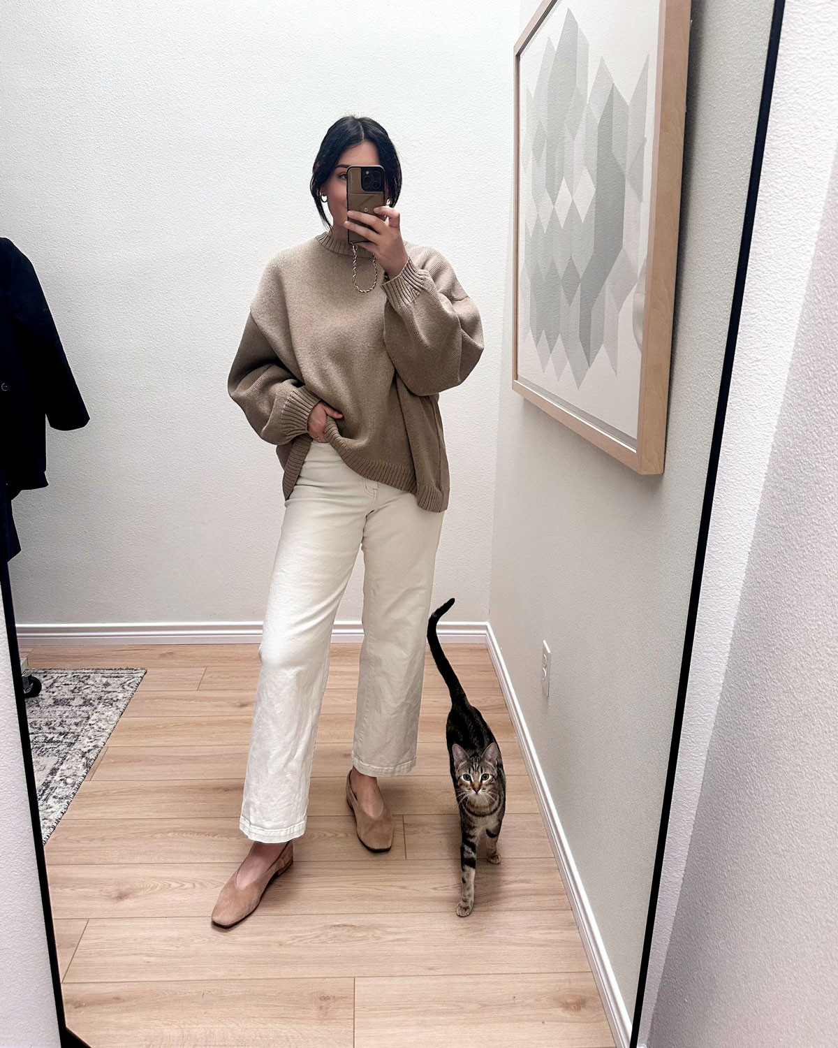 One of my favorite sweaters from Zara but I think it's sold out now, so I've linked some options! I'm in the large for a looser / oversized fit.  

 
