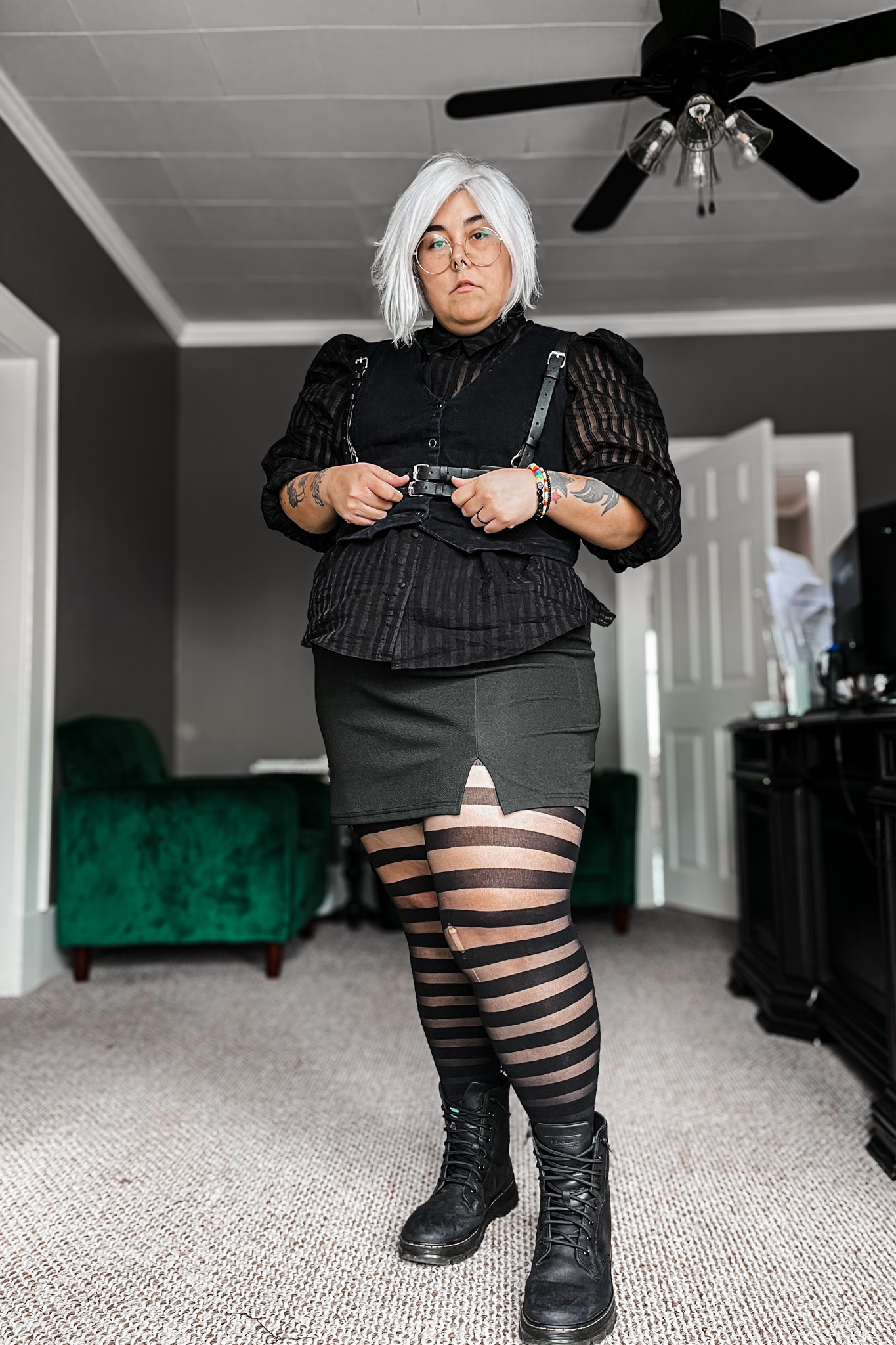 Plus Size Alt Outfit 

Blazer: Thrifted from @thiquethreads
Shirt: Cato 
Vest: Walmart 
Skirt: Shein 
Tights: Snag Tights 
Shoes: Doc Martens 