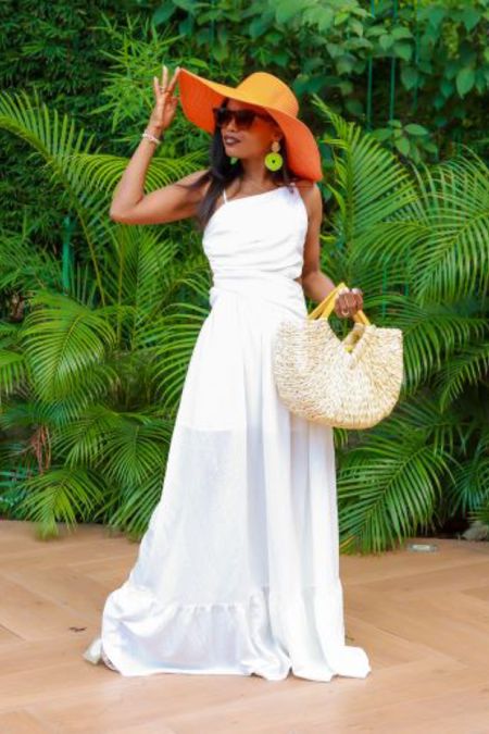 How is Summer? A maxi white dress is a must-have. #style

#LTKstyletip #LTKSeasonal #LTKunder50