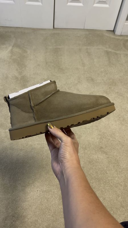 Ugg Ultra Mini Boots - this color finally available!! 

Antelope is the color but they have these boots in 10 color options in case you want something else. I like to wear these with some cute neutral colored Nike socks so I will Iink those also. I also have these in brown leather - perfect for snow and rain. 

Ugg boots | fall boots | fall shoes | Uggs | fall outfit | 

#LTKstyletip #LTKshoecrush #LTKover40