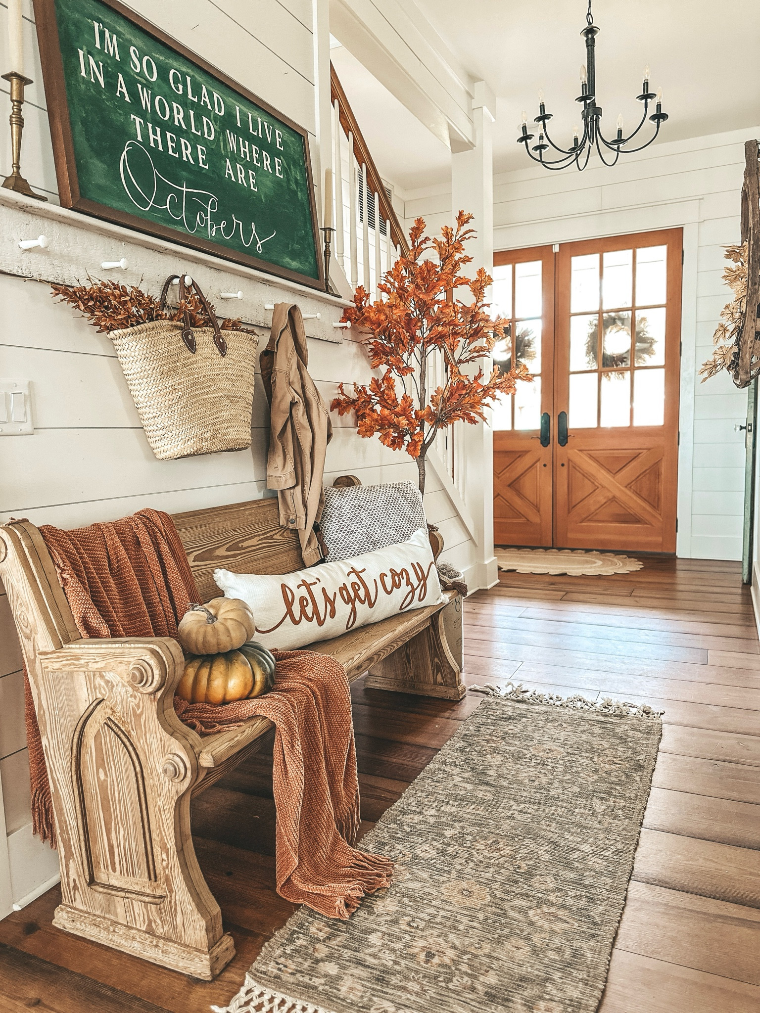 Cozy fall farmhouse entryway

#LTKSeasonal #LTKhome