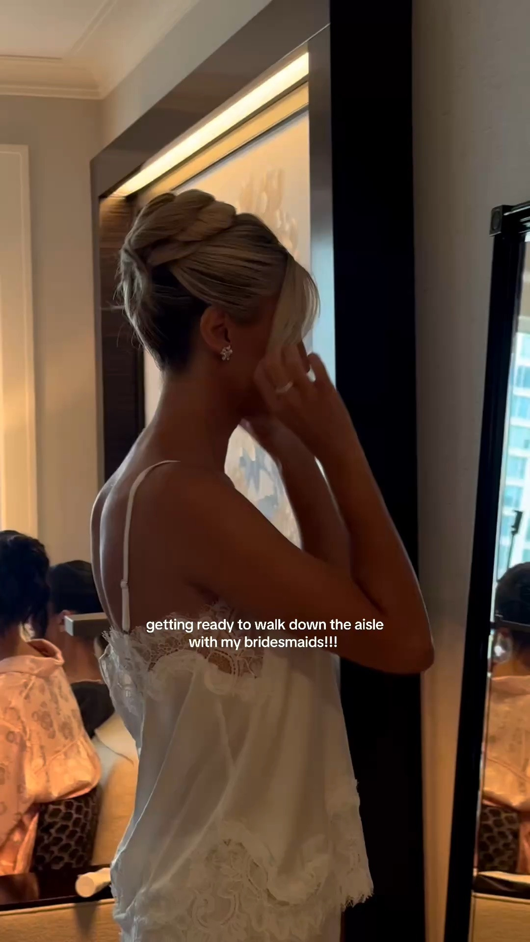 Getting ready ✨

#LTKWedding #LTKgrwm #LTKTravel