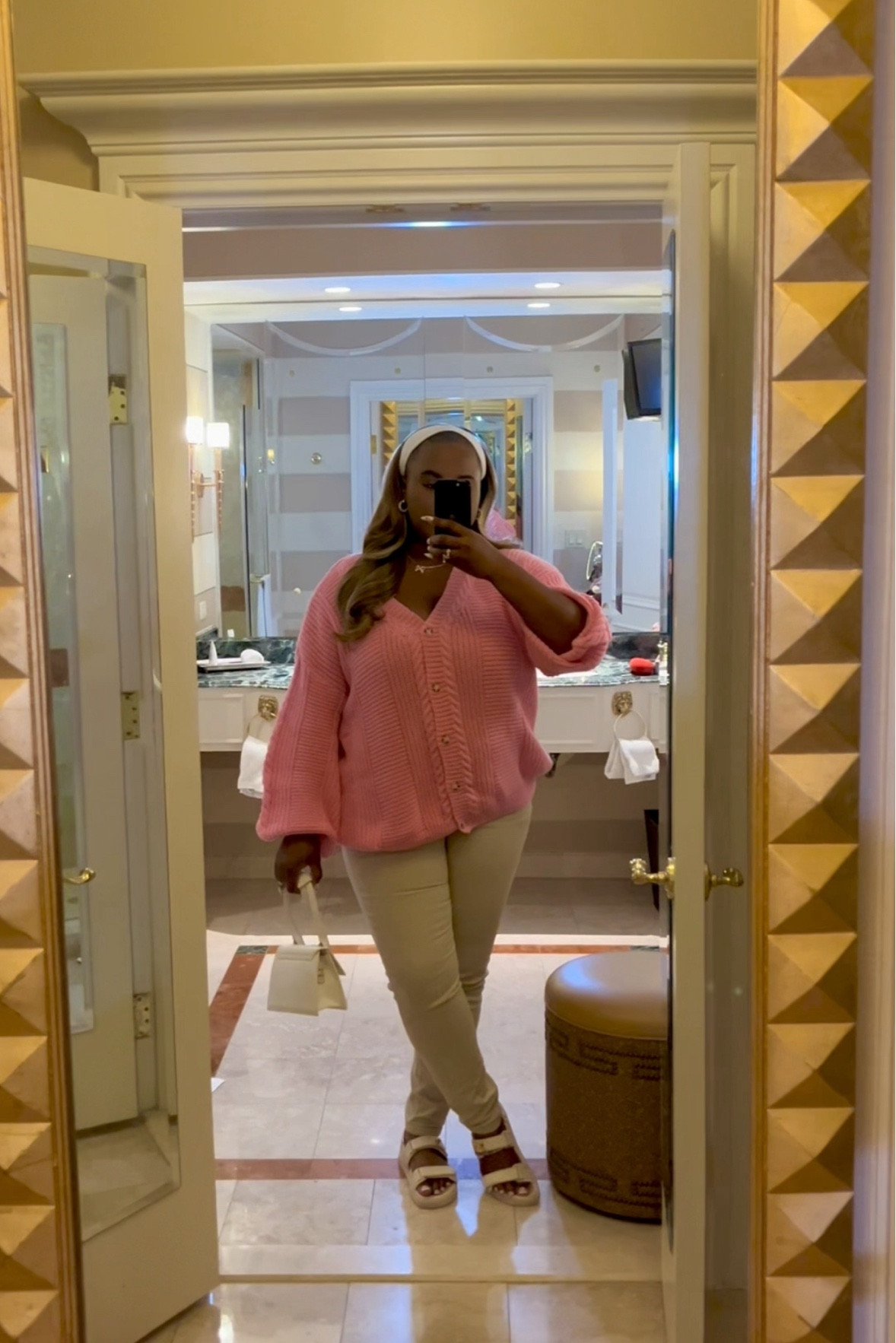 pretty in pink 💞

#LTKStyleTip #LTKMidsize #LTKPlusSize