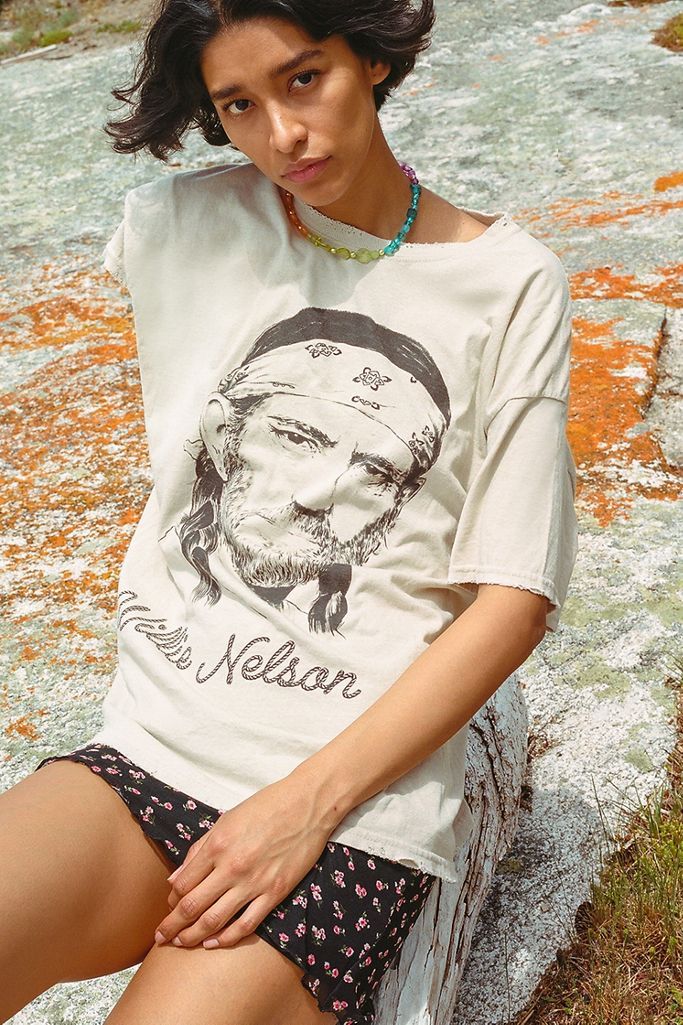Willie Nelson Tee | Urban Outfitters (US and RoW)