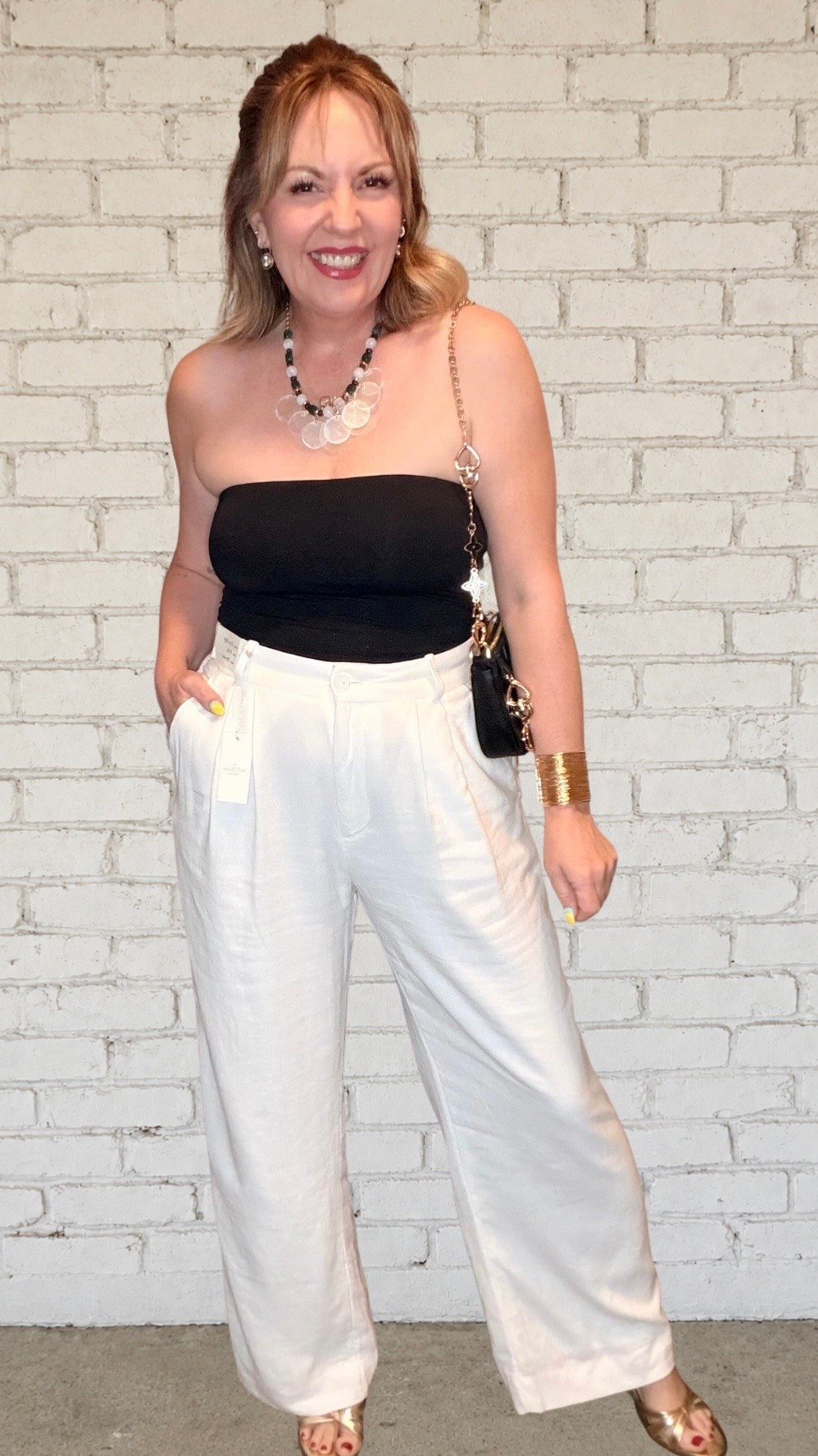 Medium top; 8 short pants

#LTKSaleAlert #LTKPetite #LTKOver40