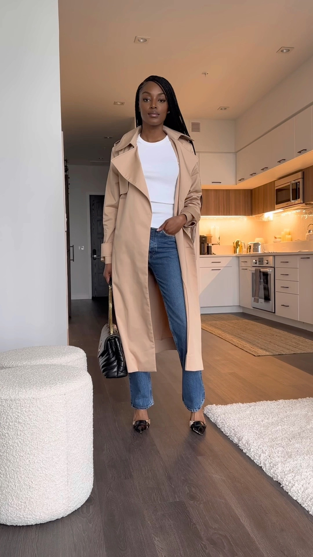 You can never go wrong with a classic trench coat 🧥 

#LTKstyletip #LTKSeasonal #LTKitbag