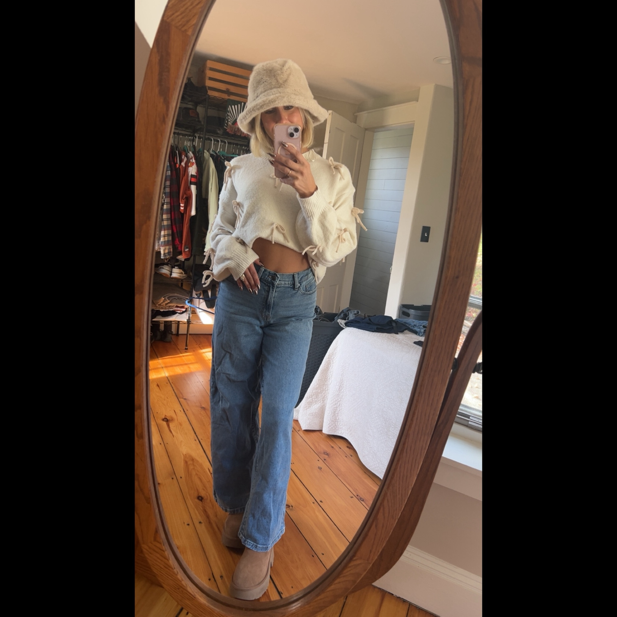 Bows & a bucket hat 🤎

#LTKSeasonal #LTKPetite #LTKFindsUnder50