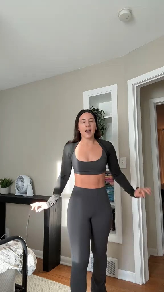 Workout set from Amazon!  

#LTKFitness #LTKFindsUnder100 #LTKFindsUnder50