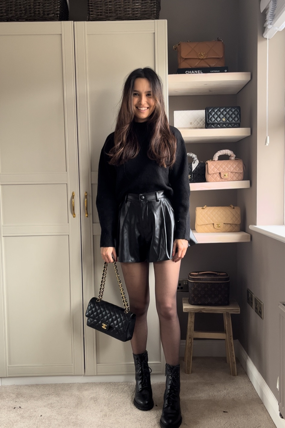 Just another leather shorts look🖤

#LTKstyletip #LTKshoecrush #LTKitbag