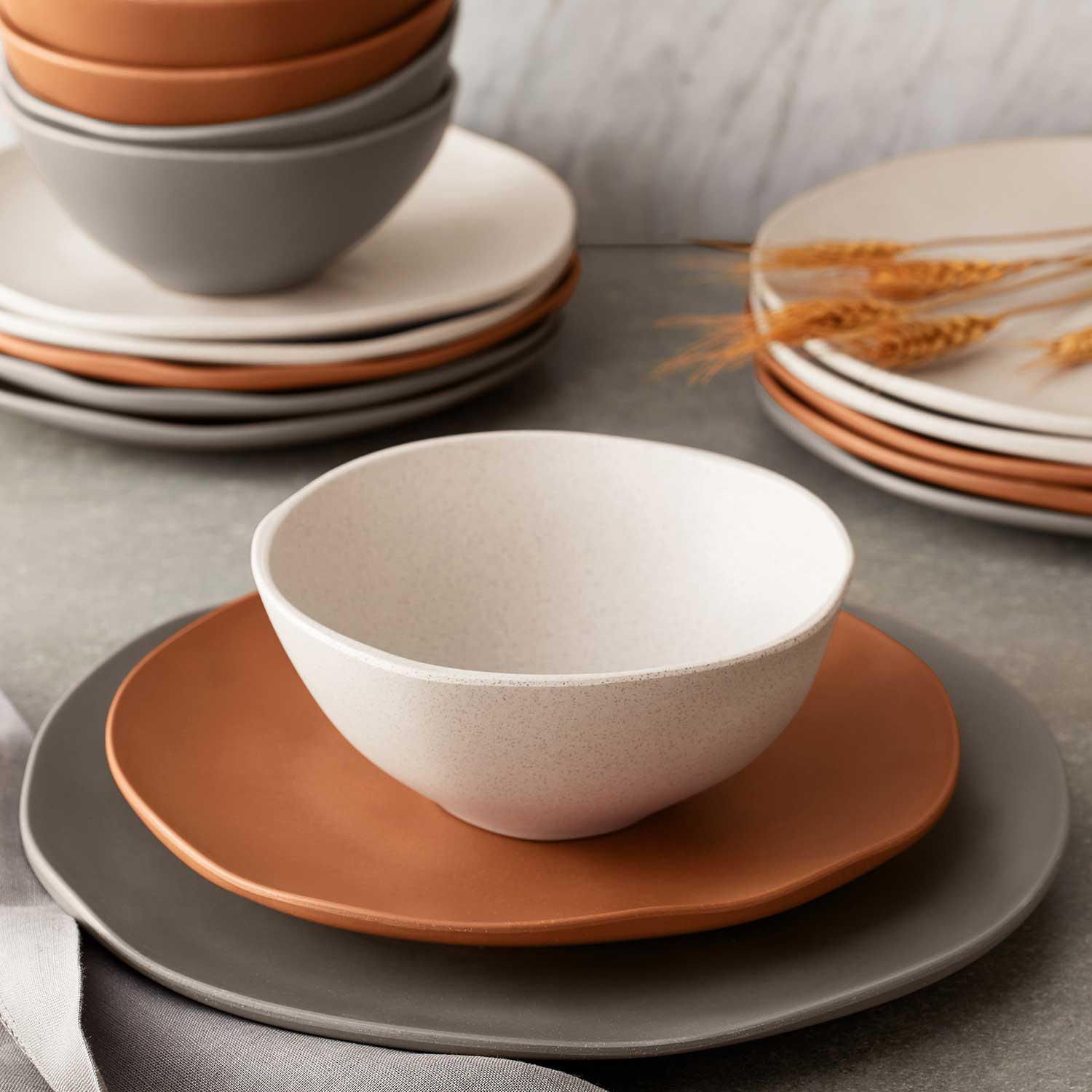 Member's Mark Wheat 18-Piece Dinnerware Set, Neutral | Sam's Club