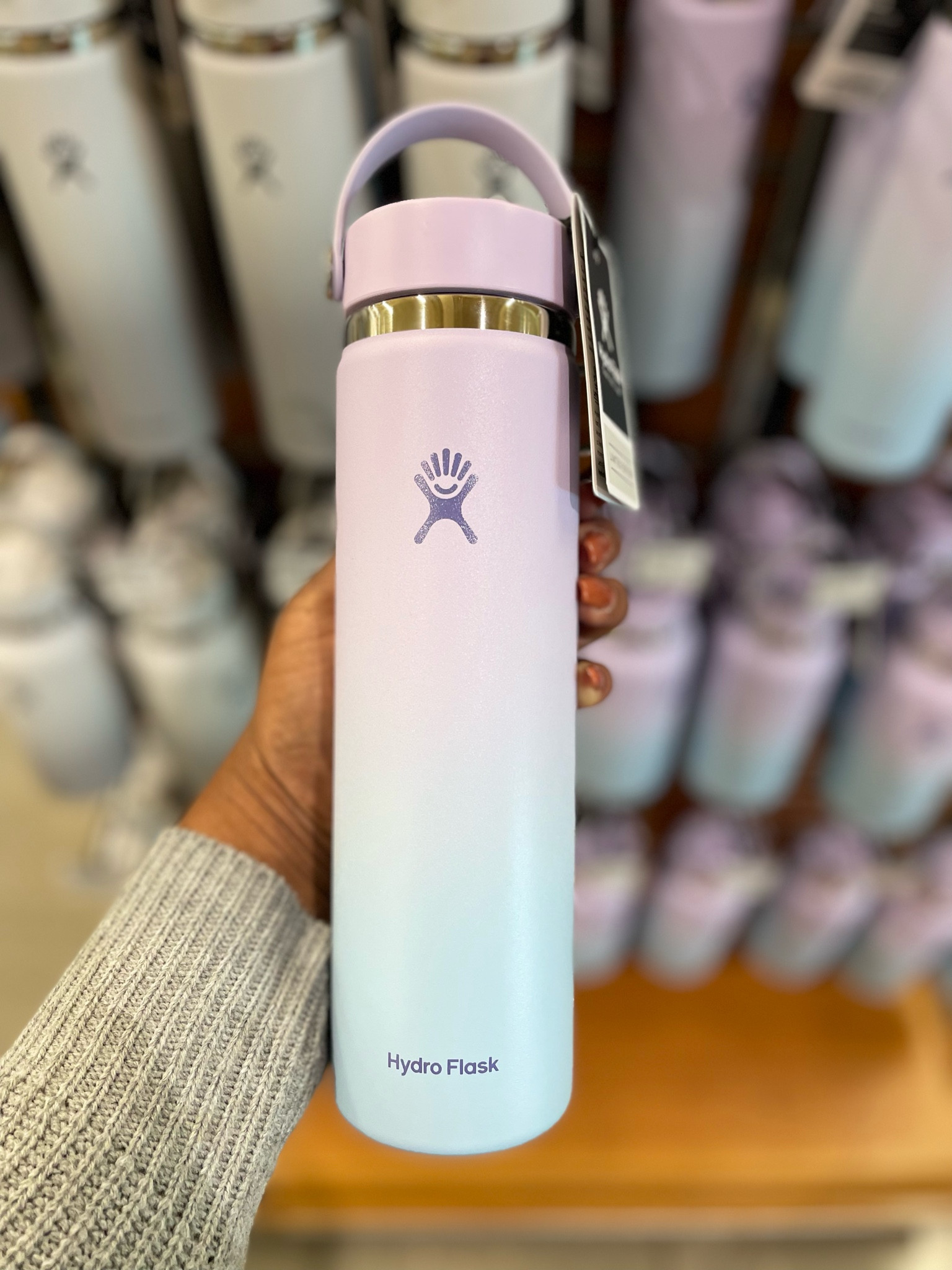 These are the cutest Hydro Flask tumblers I’ve ever seen 😍 Definitely going on my Wishlist! 

#giftguide #tumbler

#LTKHoliday #LTKCyberweek #LTKunder100