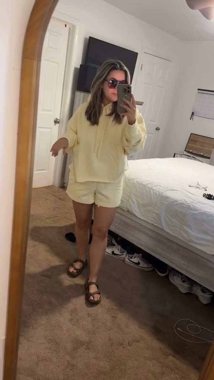 Ready, set, shop! I'm sharing my top spring picks in this quick sale haul - don't miss out!
Comment for links✨✨
#aeriehaul #springsale #americaneaglesale #fashion #springfashion