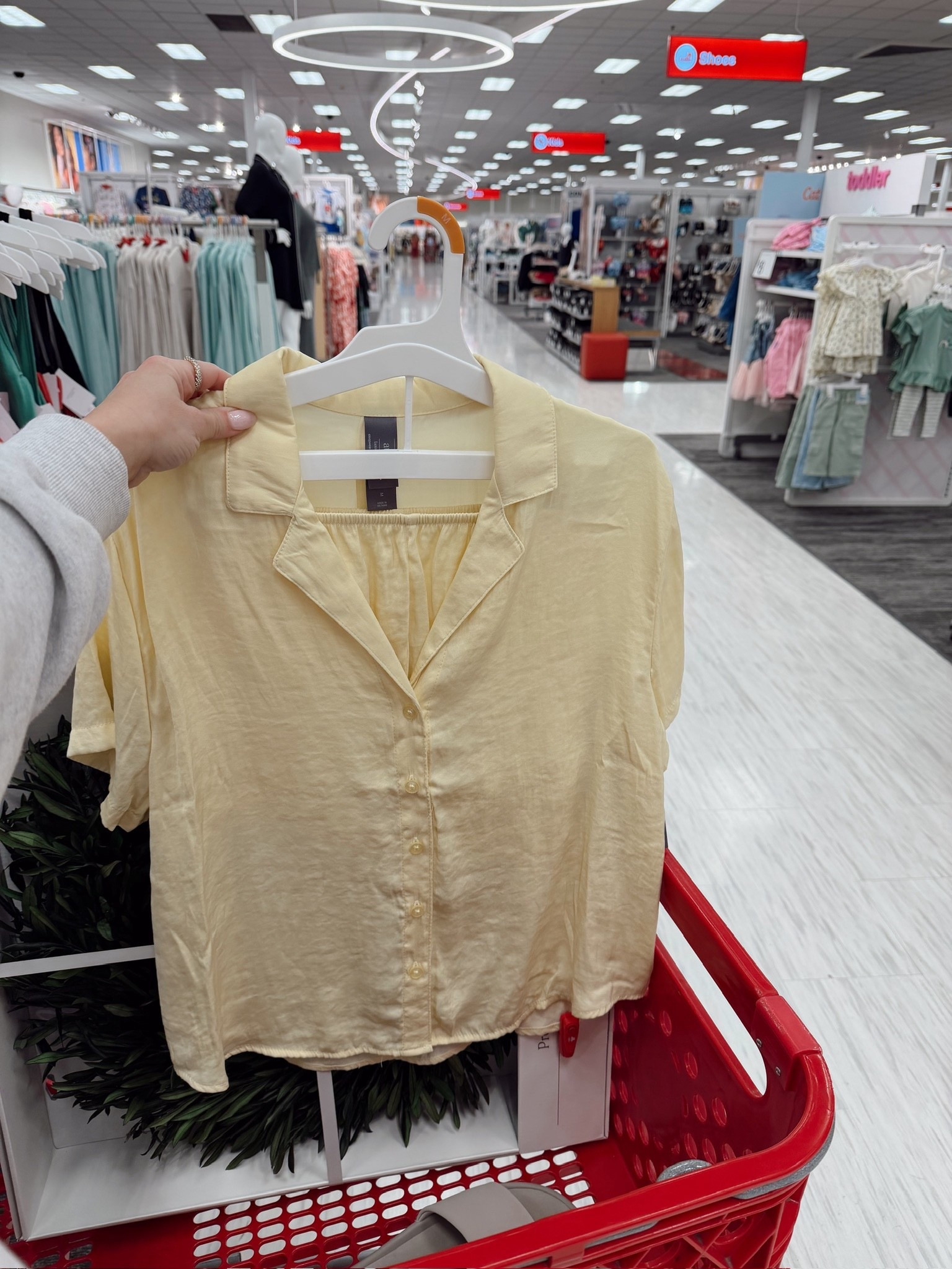 Butter yellow pajama set 💛🧈

#LTKselfcare #LTKgrwm #LTKootd