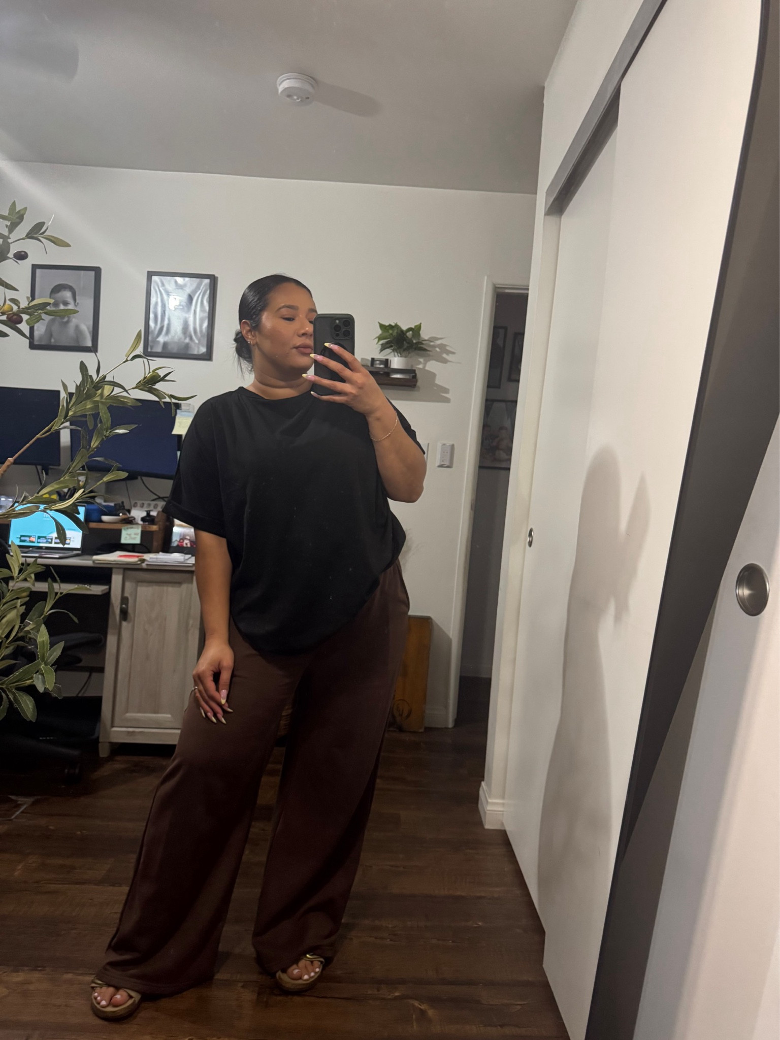 Easy spring outfit I’m wearing as a wfh mom and school drop offs. Absolutely love this oversized tee. I have it in white as well and I love the longer sleeve in case you don’t want to show your arms as it gets warmer. And these pants are from a matching set and they are so comfy

Shirt/ large / runs big 
Brown pants / large / runs a little long / tummy friendly and comfortable 

Spring outfit 
Casual outfit 
WFH outfit 
Mom outfit 
Midsize fashion 
Midsize outfit 
Curvy fashion 

#LTKootd #LTKmomlife #LTKMidsize