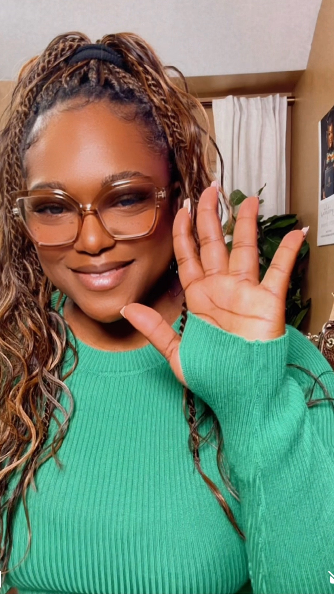 Struggled with the plastic like it was a sport 😩 but this emerald 2-piece ate — long sleeves + side split = chef’s kiss 😮‍💨💚”


#LTKItBag #LTKShoeCrush #LTKStyleTip