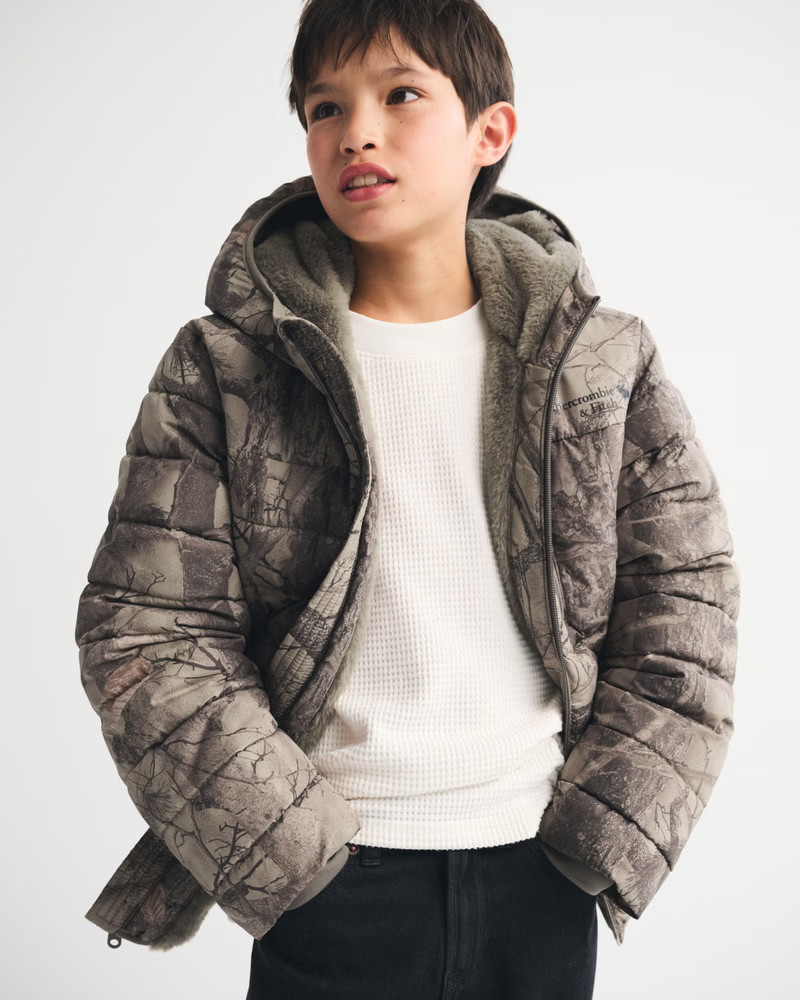 BLACK FRIDAY IS HERE | 40% OFF everything | free shipping on orders over $99 | Abercrombie & Fitch (US)