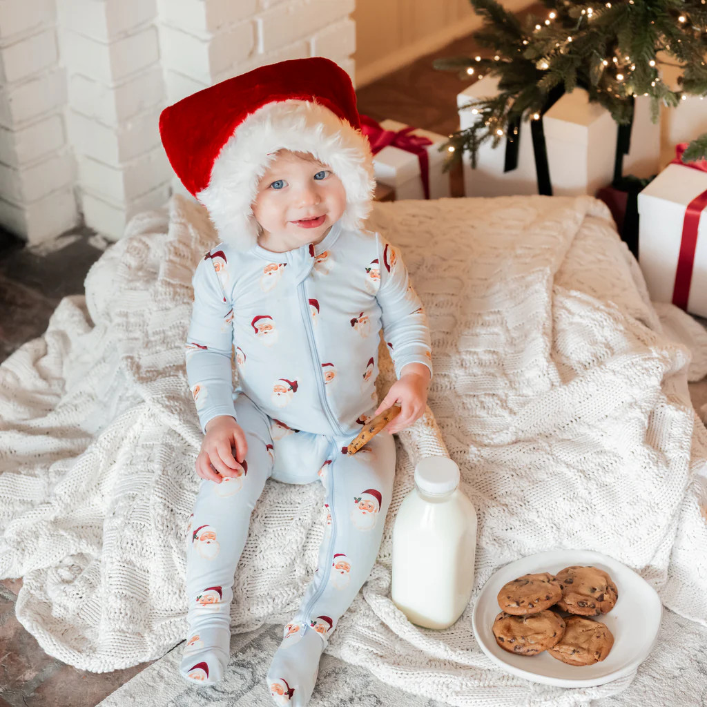 Zippered Footie in Vintage Santa | Kyte Baby