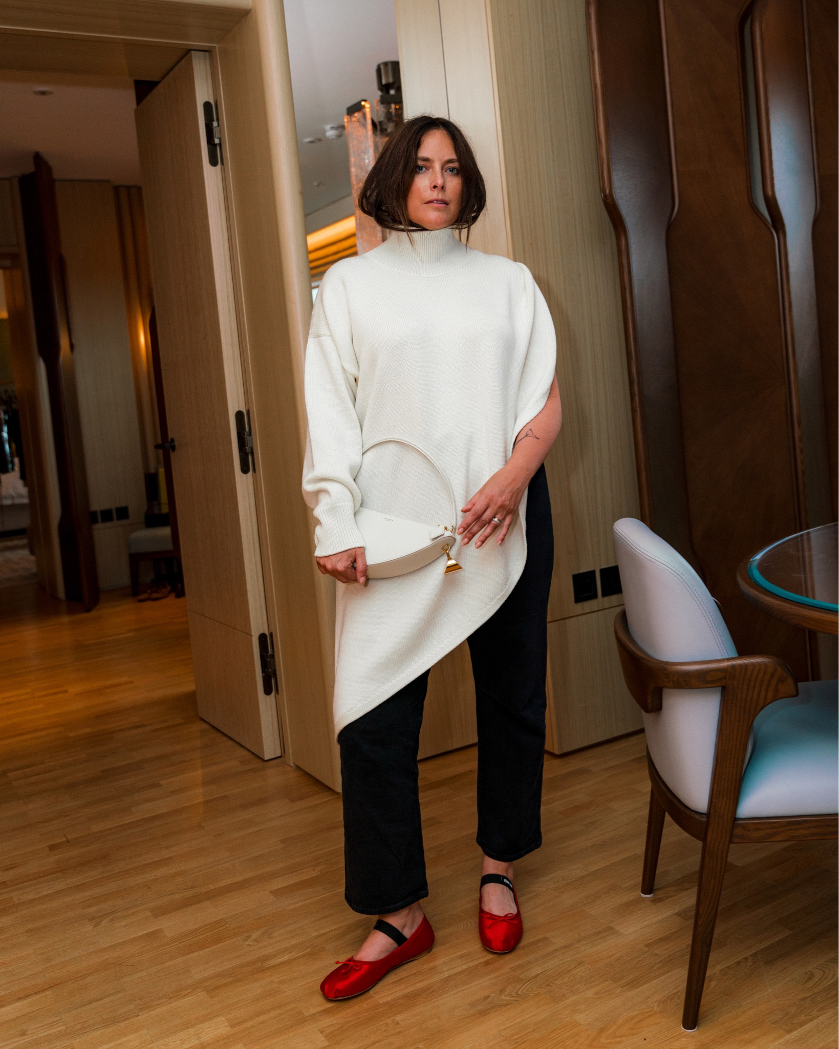 MyTheresa top, bag and shoes. 


#FashionMonth #LTKluxury #LTKover50style