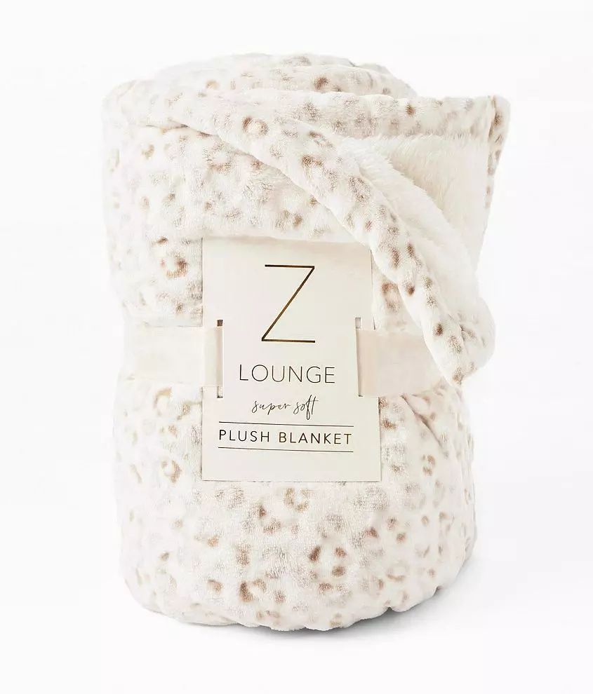 Z Lounge Frosted Leopard Plush Blanket | Buckle
