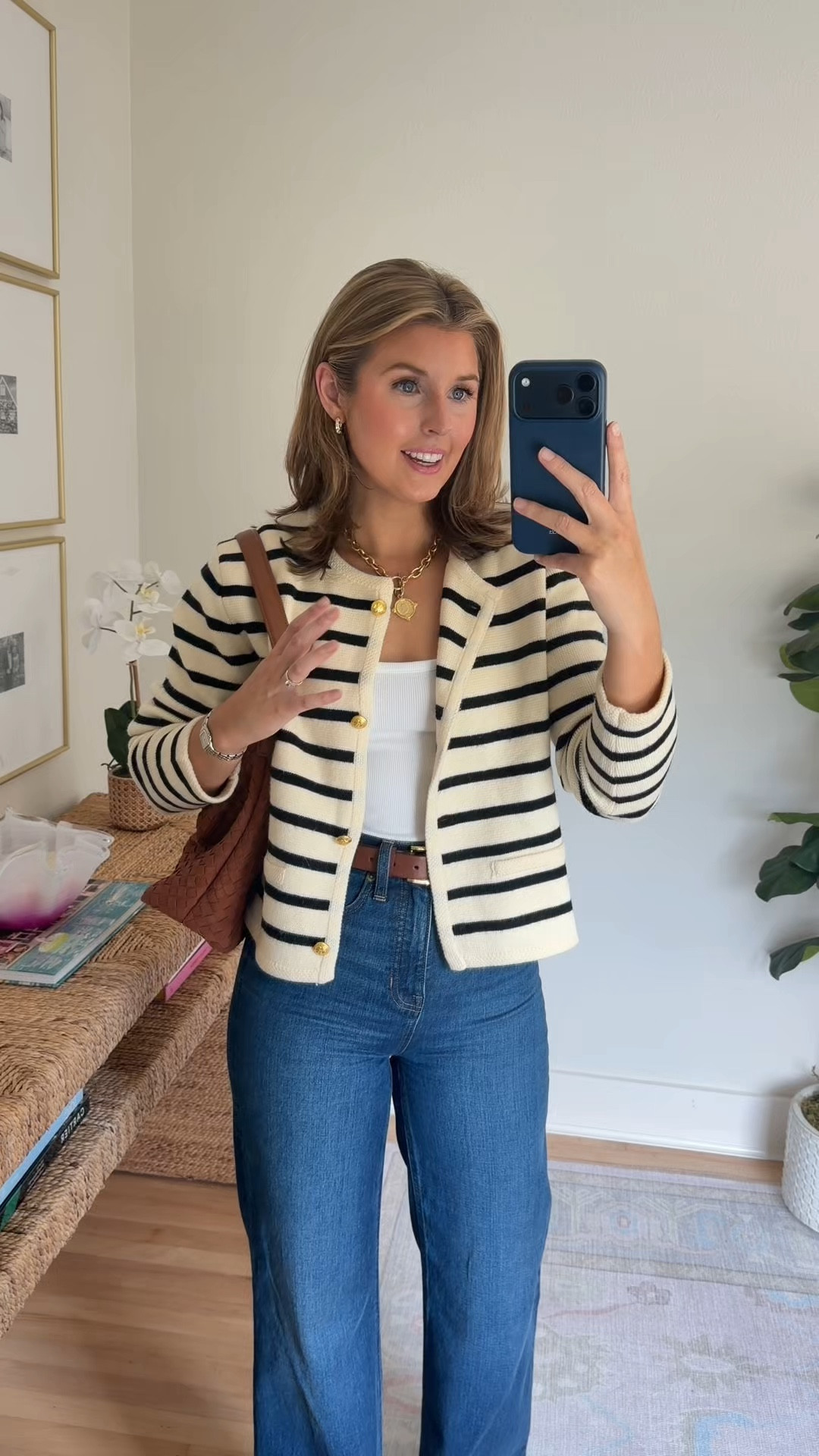 Fall workwear outfit idea! Wearing a S in tops and 25 in jeans 