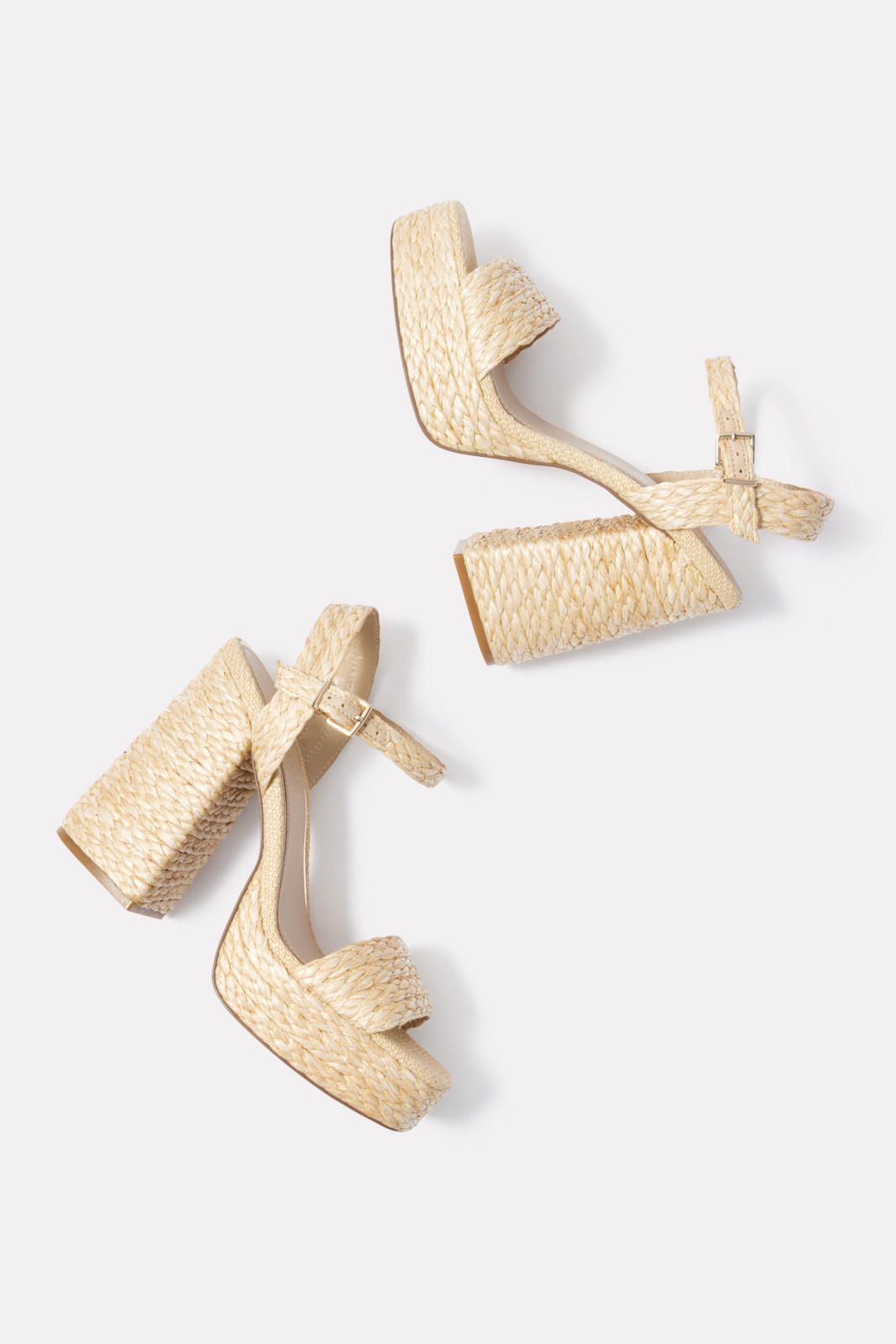 Dolly Platform Sandal | Evereve