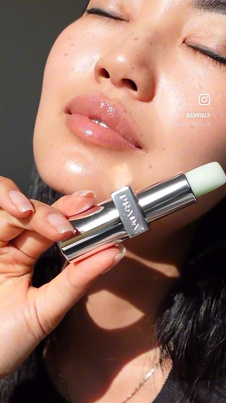 My fav lip balm 💚

#LTKBeauty #LTKVideo