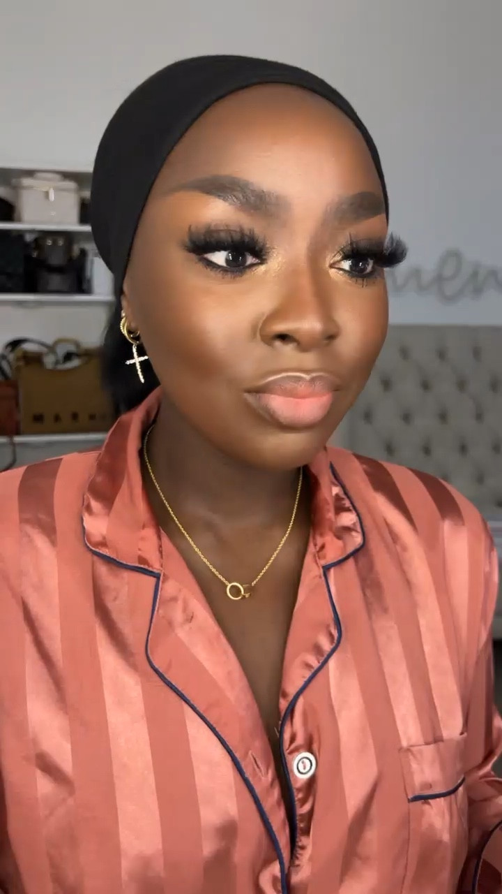 What do we think of this Lancôme lippie in shade 450 & 340

#LTKVideo #LTKbeauty #LTKfindsunder100