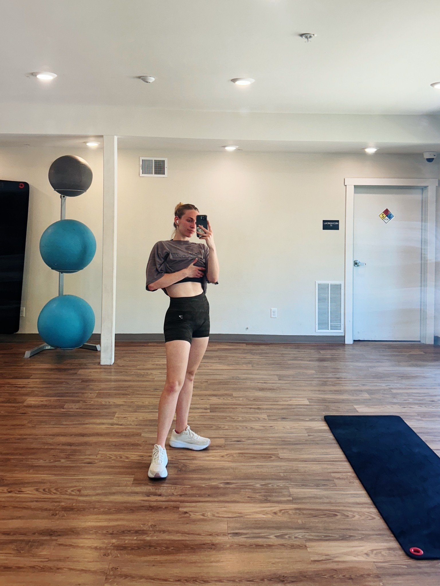 Easy go to workout fit - and fav running shoes of all time

#LTKActive #LTKfitnessgoals #LTKootd