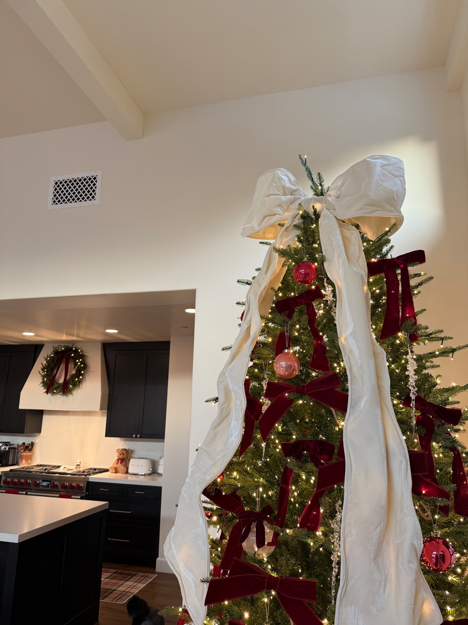 tree links & details ♥️🎄 exact tree in stock and so beautiful!! 

#LTKHoliday #LTKSeasonal #LTKHome