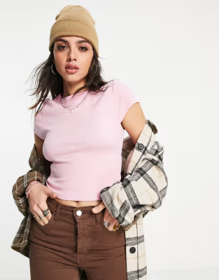 Bershka crop t-shirt in pink | ASOS (Global)