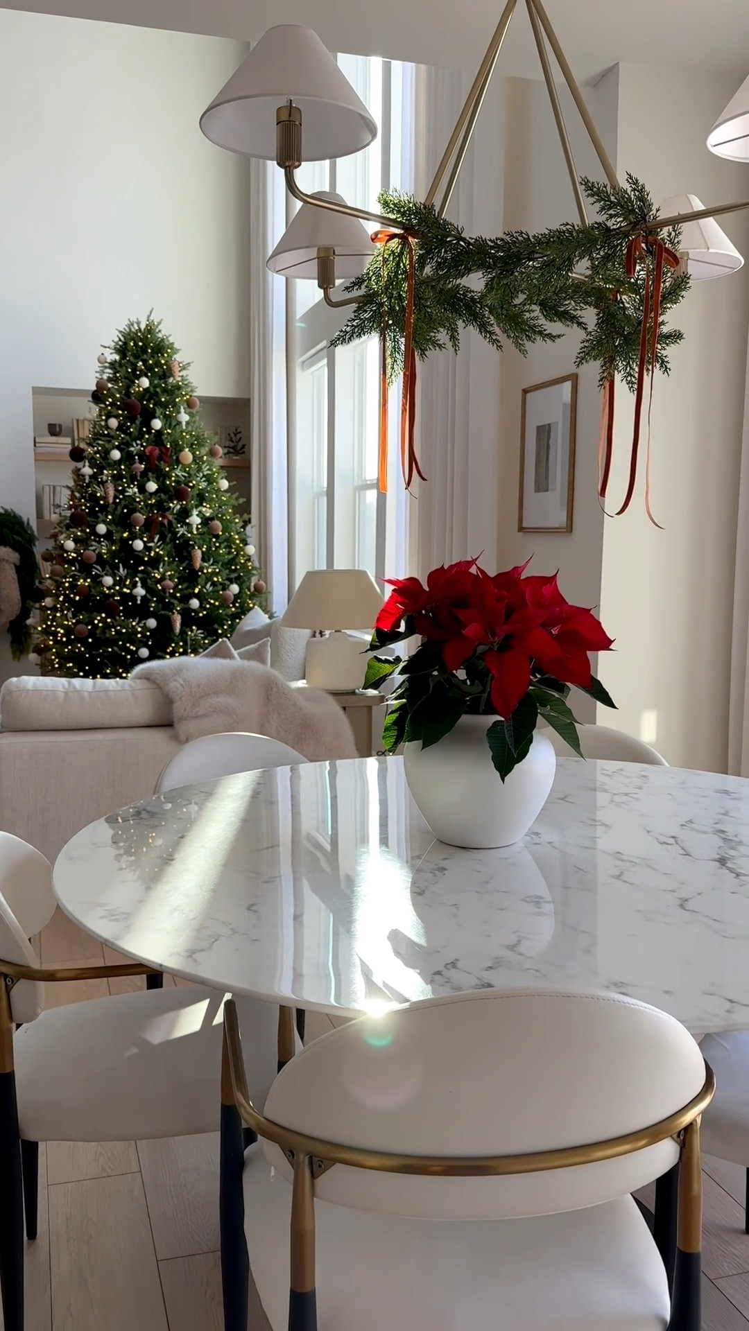 Christmas look

#LTKHome