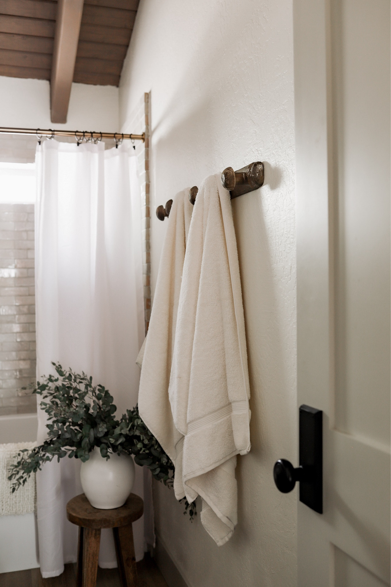 Bathroom refresh ✔️ Updated our bath essentials with some of my favorites from The @homedepot ! The simplest swaps can make such a big impact 🙌🏼

My go-to towels are The Company Store’s Legends Hotel Regal Ivory Egyptian Cotton towels – so soft and absorbent! Highly recommend the Delta bath hardware in champagne bronze for added warmth and functionality. Paired everything with the Laura Ashley Butter Chenille Bath Mat for that extra cozy step out of the shower, and the Zenna Home Textured Waffle Fabric White Shower Curtain for a crisp, clean look. Our bathroom has never felt more fresh and inviting. Shop everything now during summer savings at The Home Depot!

#thehomedepot #thehomedepotpartner https://liketk.it/4MotY 

#LTKHome #LTKSeasonal #LTKSaleAlert