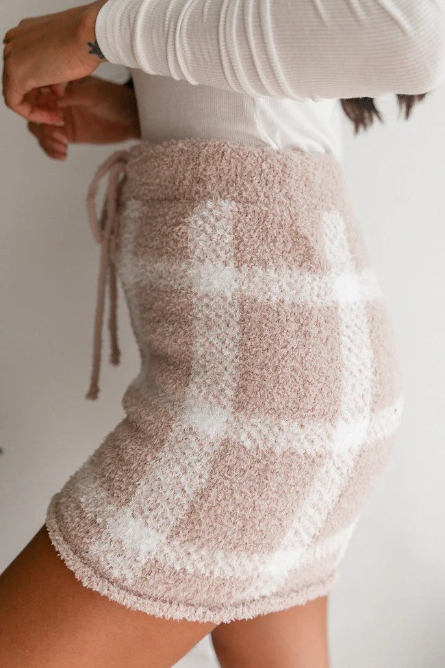 Most Wonderful Time Beige Plaid Fuzzy Lounge Short | Pink Lily