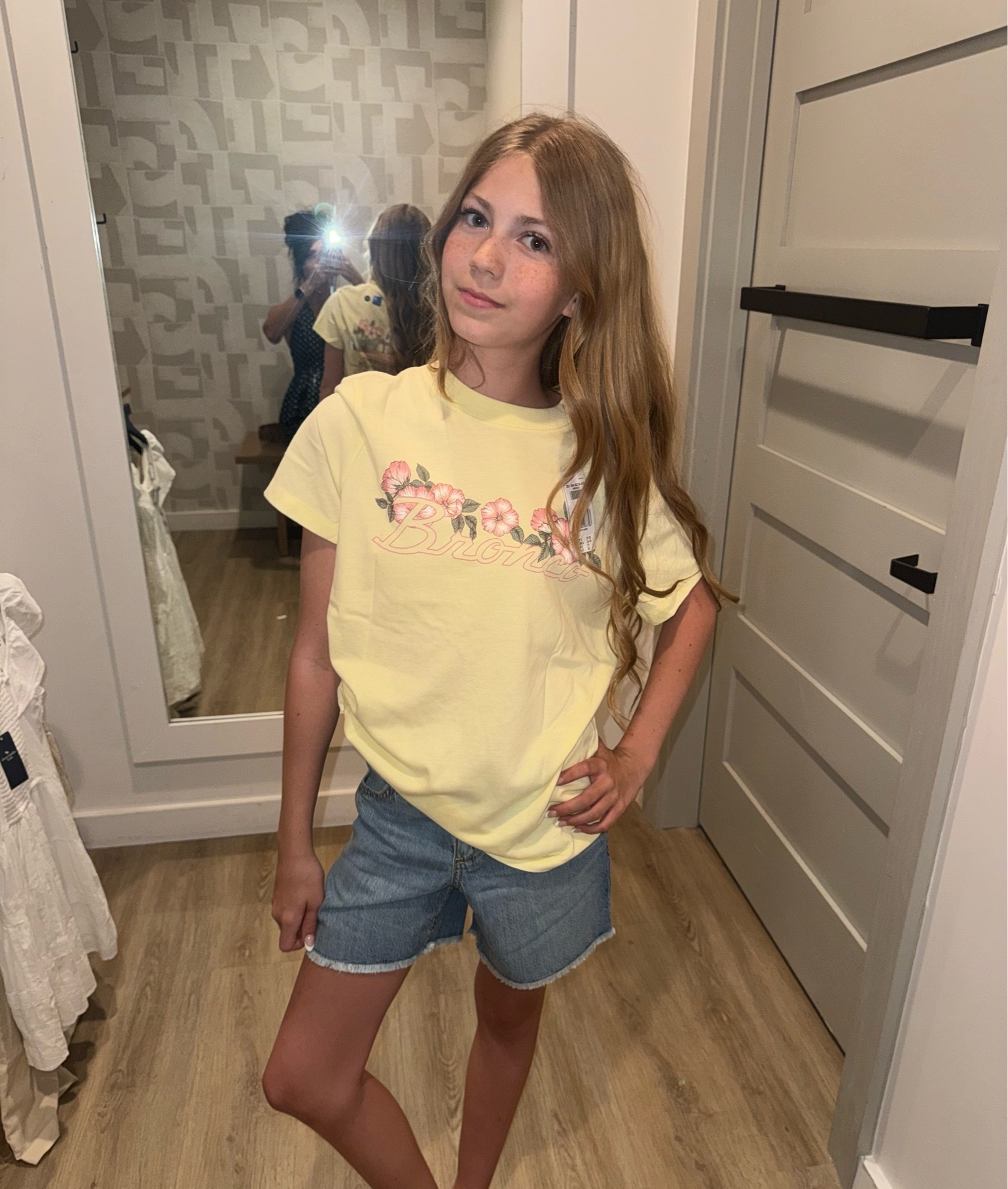 Tween Abercrombie Fashion 🤍

Use Promo Code: AFSUMMER for 15% off 

Tween Fashion// Tween girl fashion// Tween girl clothes// Abercrombie Kids// girls baggy shorts

#LTKmomlife #LTKKids