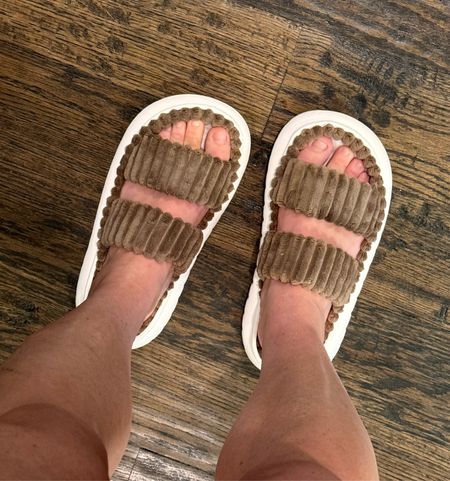 Cozy summer house slippers. They're running out of sizes so hopefully soon they'll be restocked. 

#LTKShoeCrush