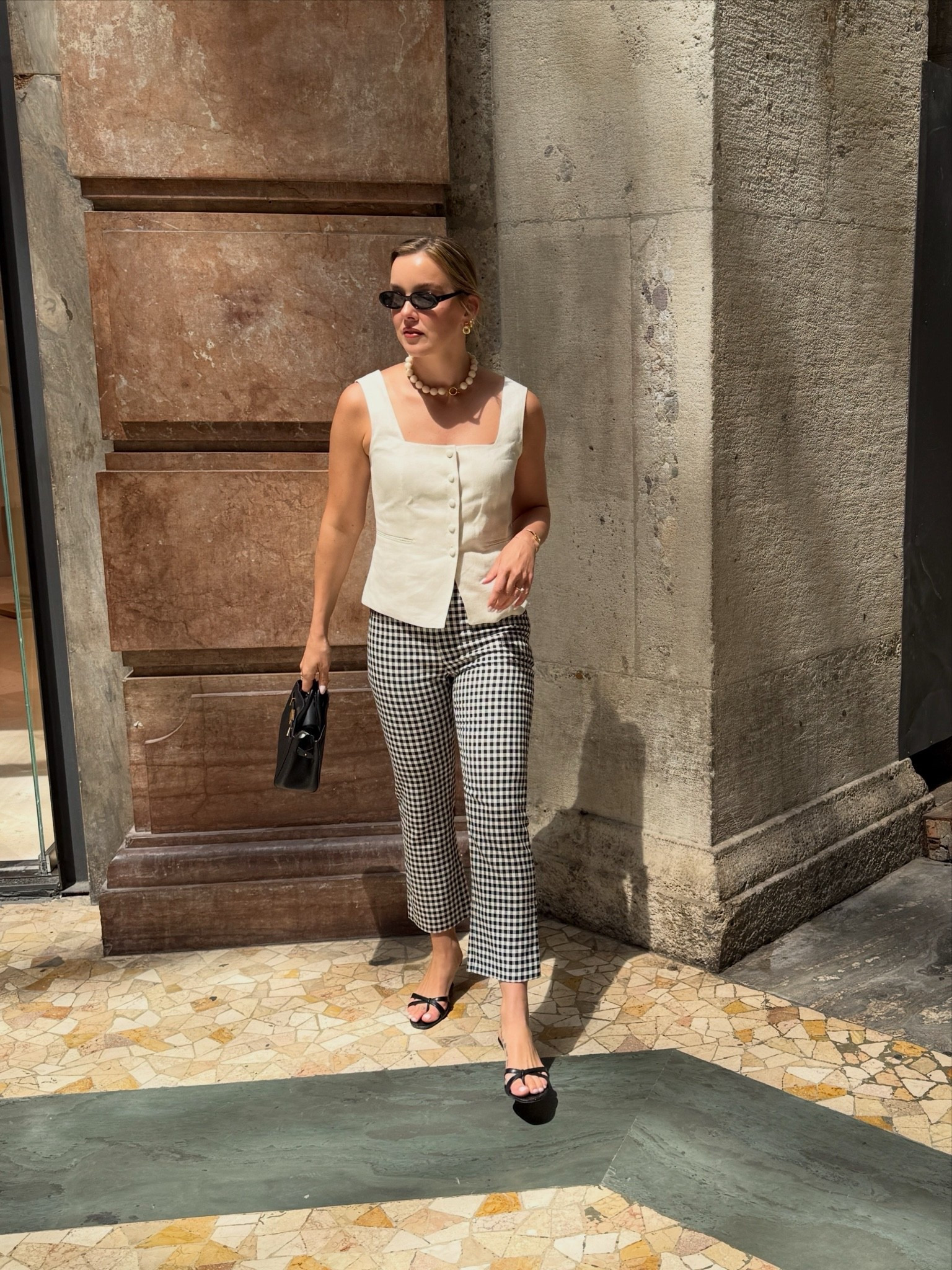 Obsessed with Vichy pants and this Look from Milan

#LTKeurope