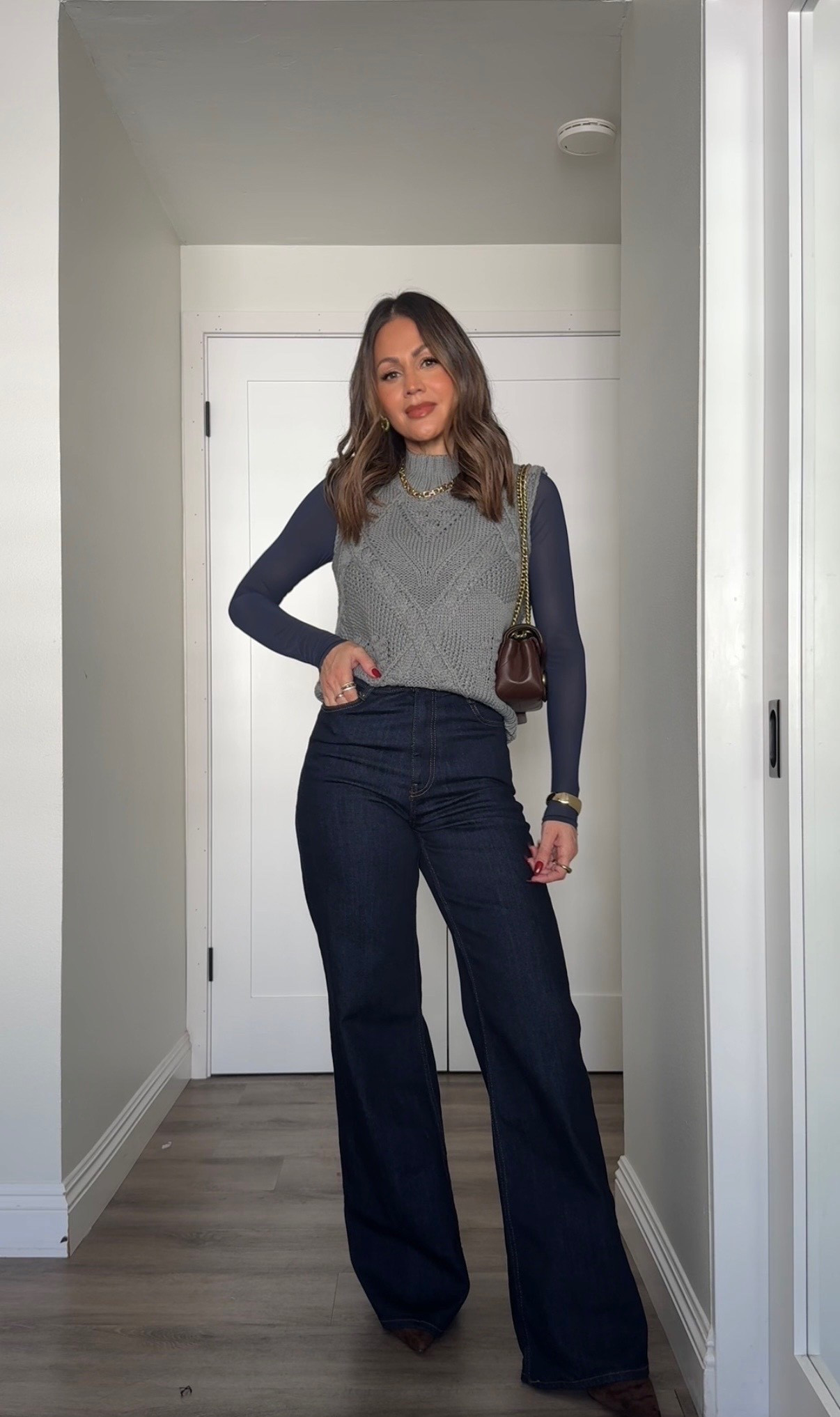 Sweater vest styling! Size small 

#LTKHoliday #LTKGiftGuide #LTKSeasonal