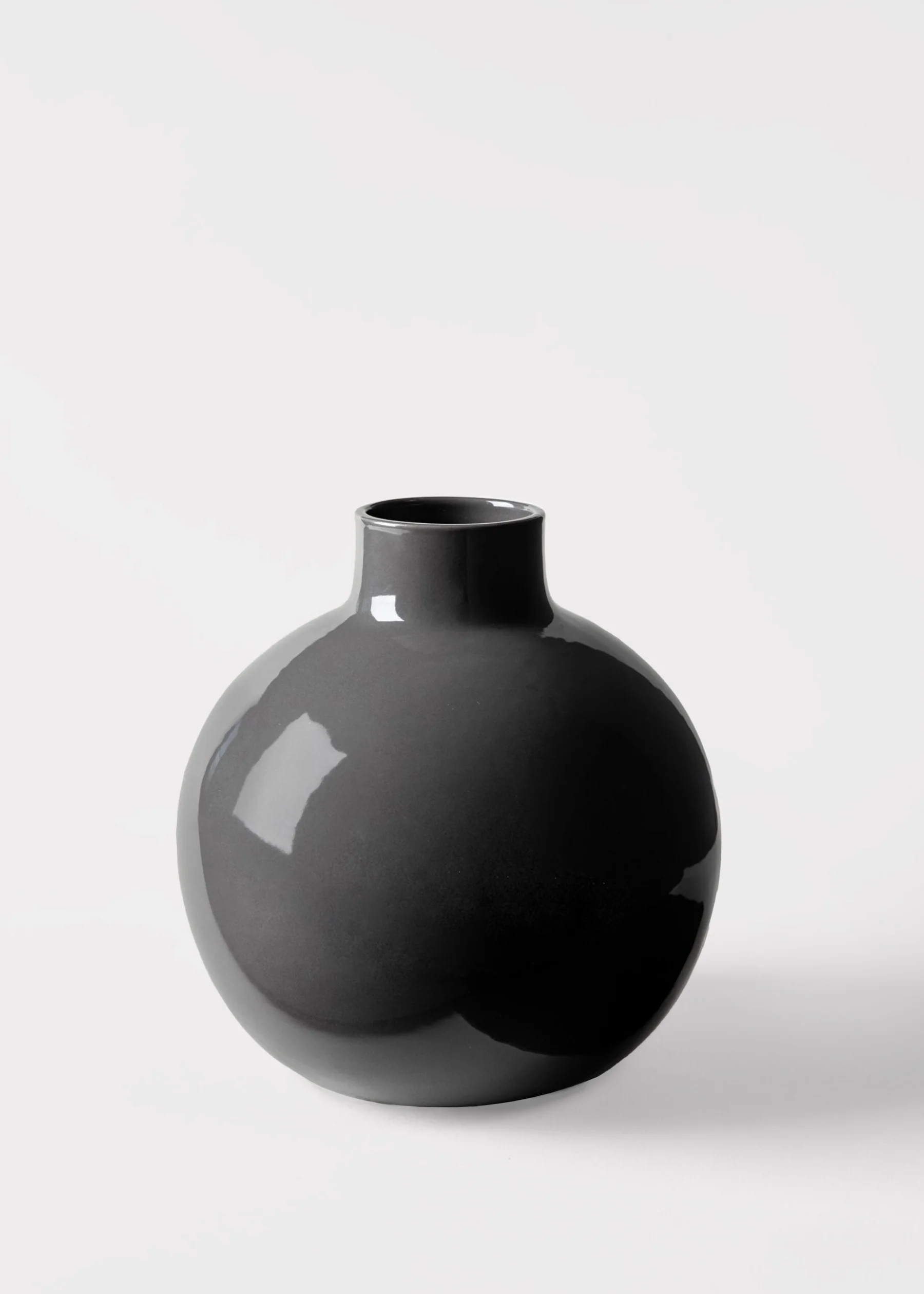 Ceramic Small Round Vase in Glossy Smoked Taupe - 8" | Afloral | Afloral
