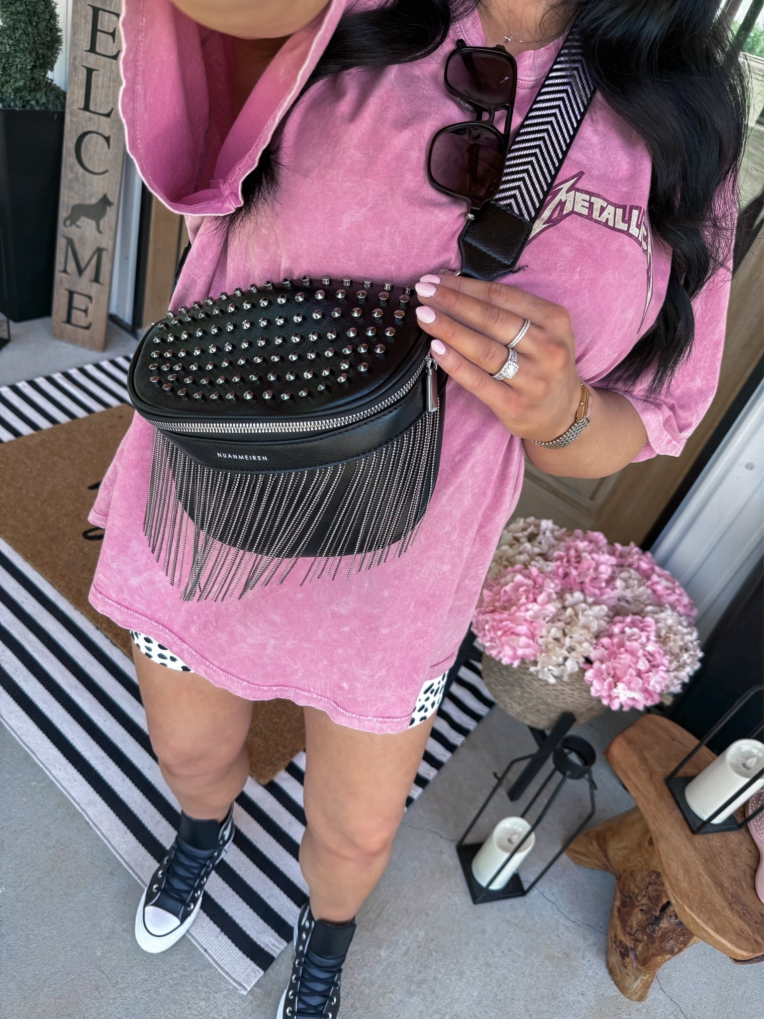 Easy Summer Outfit 💕

Band Tee - one size
Biker Shorts - medium

Oversized tees and patterned biker shorts are the perfect summer uniform! Non maternity, but still was very bump friendly for me! 👏🏼

#LTKootd