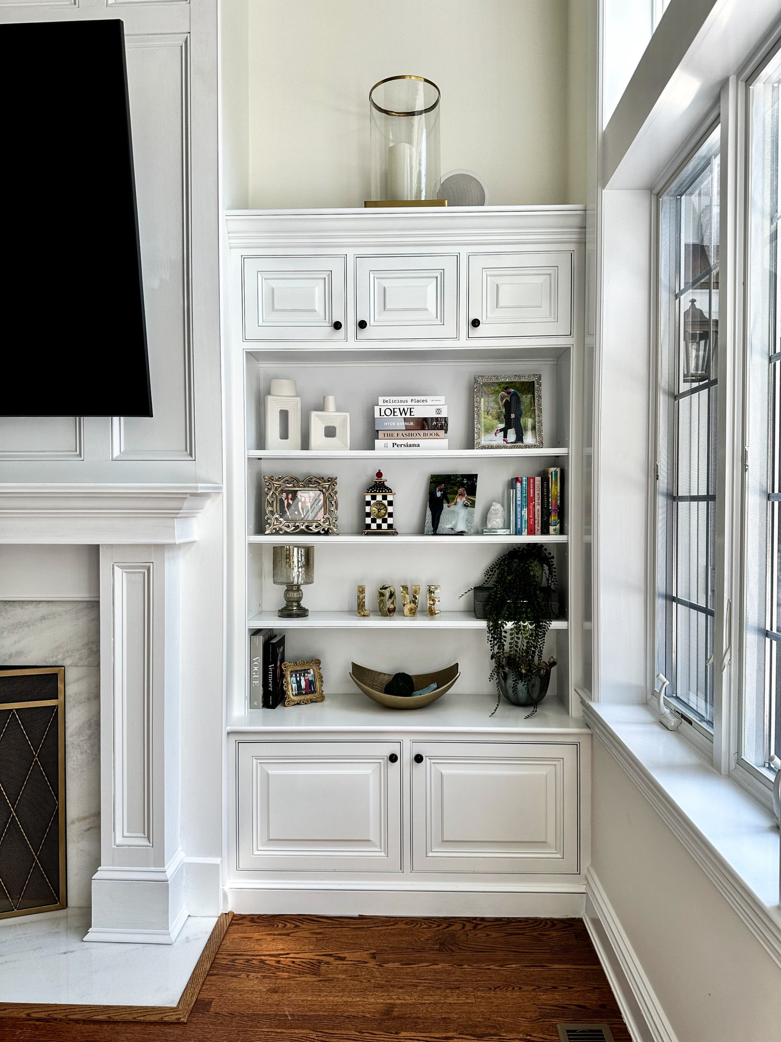 more bookshelf decor

#LTKhome #LTKstyletip #LTKFind