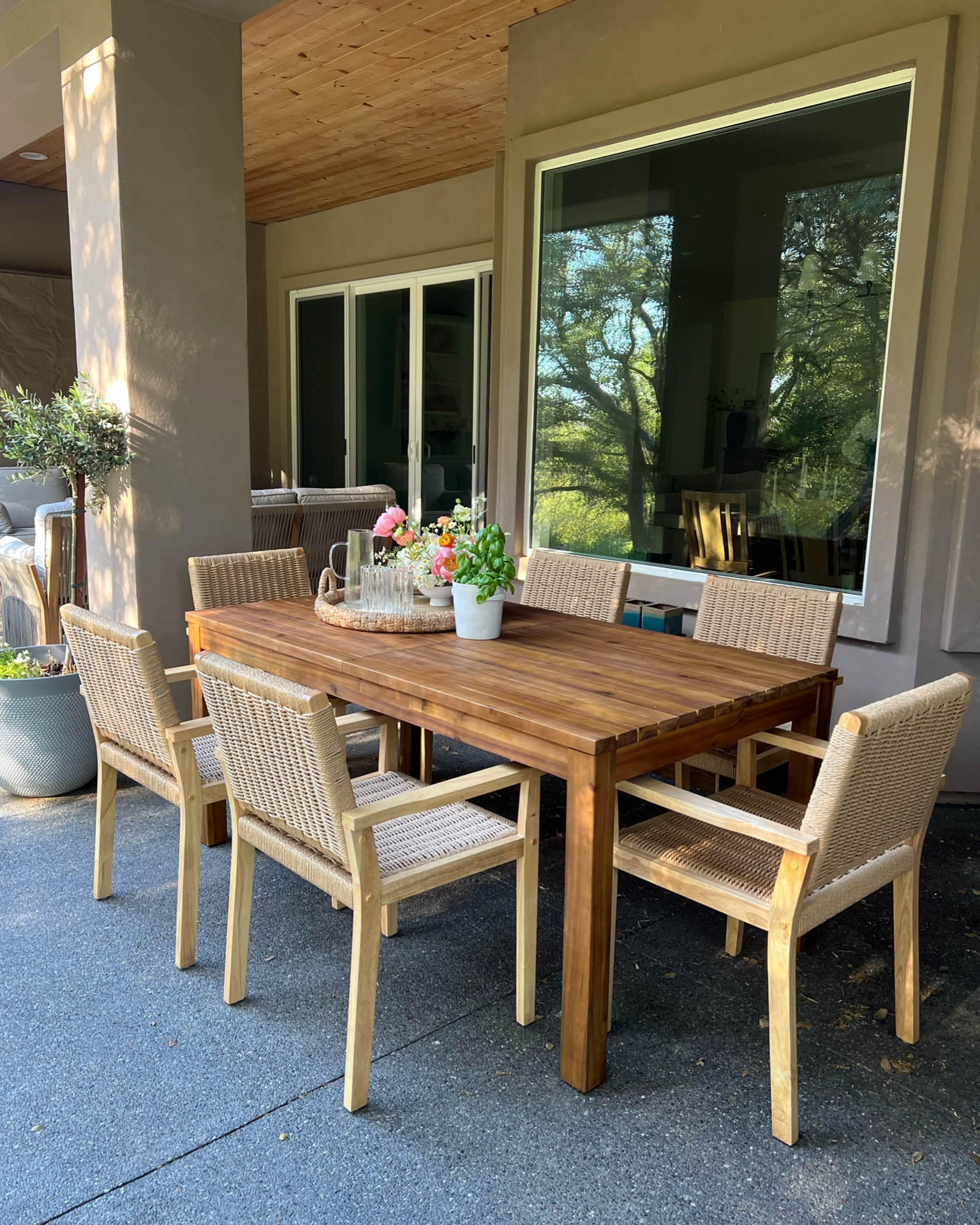 Patio dining set! Finally got this set up done & ready for spring and summer entertaining 💘🫶 you'll never believe where the table and chairs are from🙊🤯 

#patiofurniture #patio #outdoorentertaining #outdoordining 

#LTKhome #LTKSeasonal #LTKsalealert