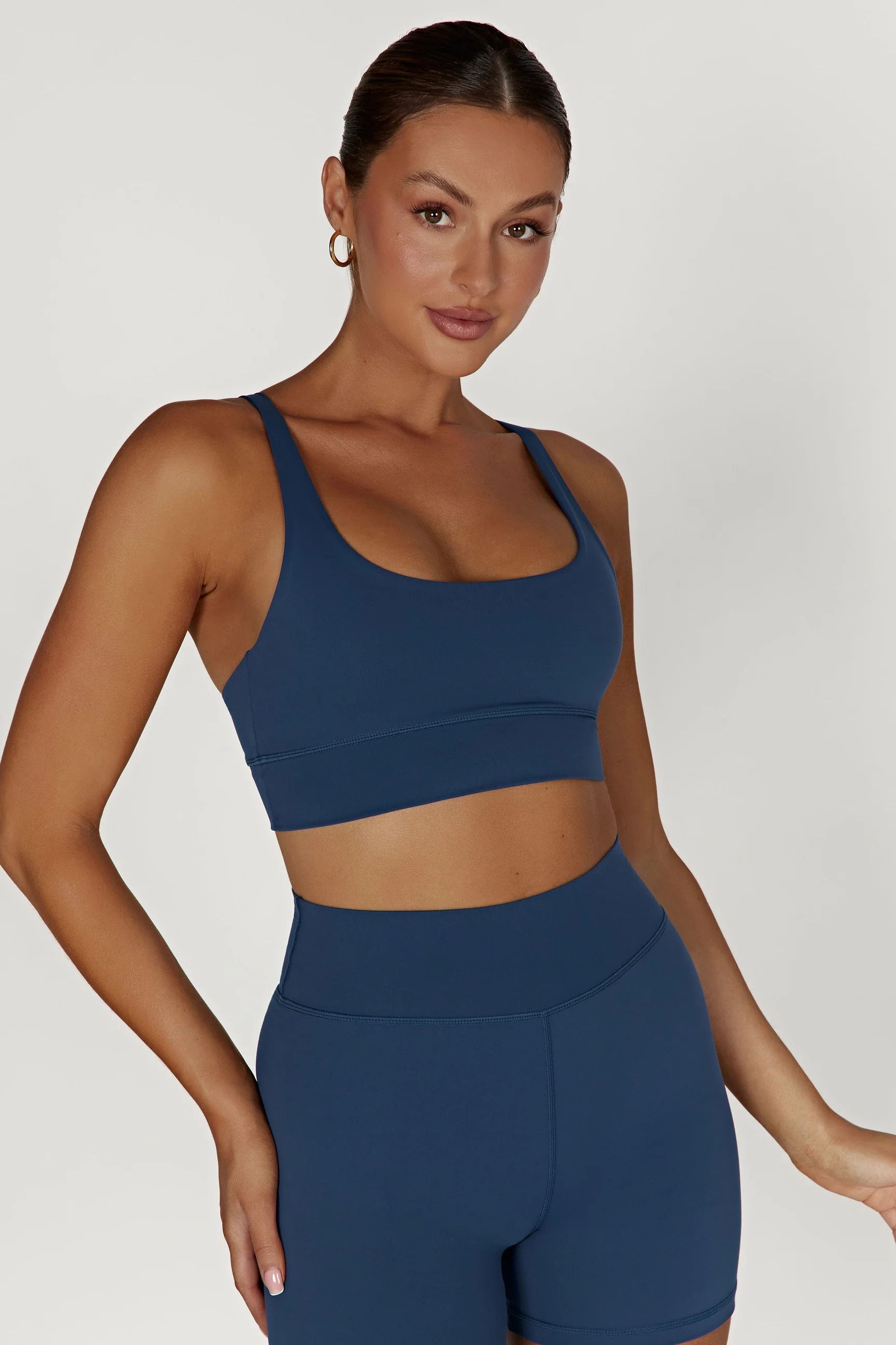Elise V Back Cami Crop Top - Navy | MESHKI US