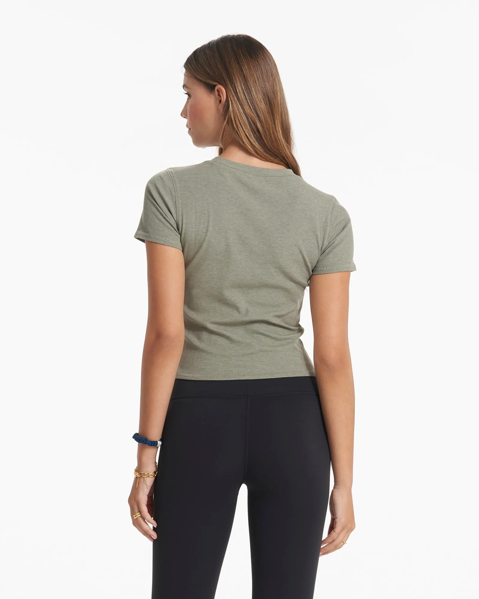 Pose Fitted Tee | Vuori Clothing (US & Canada)