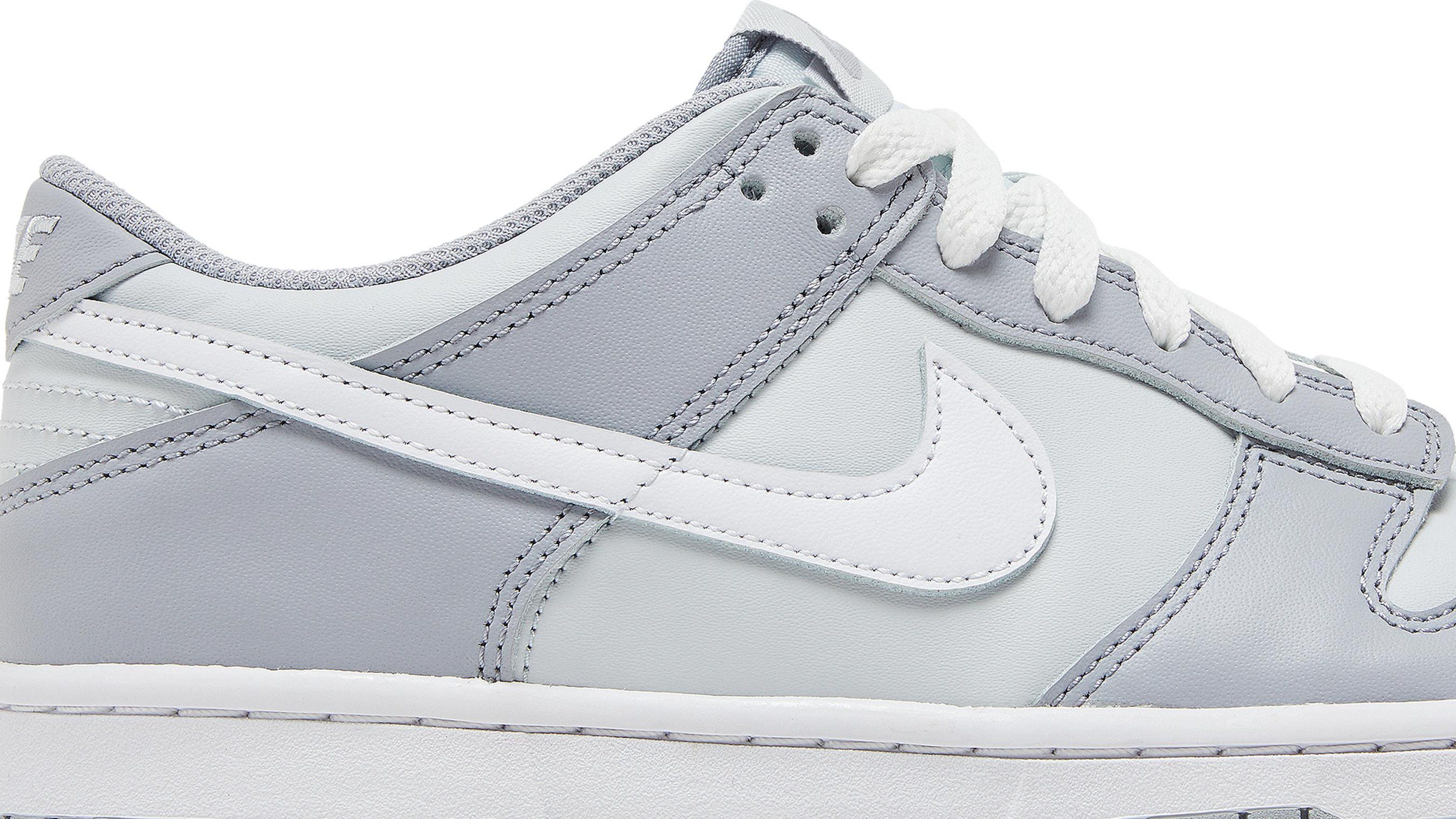 Dunk Low GS 'Pure Platinum Wolf Grey' | GOAT