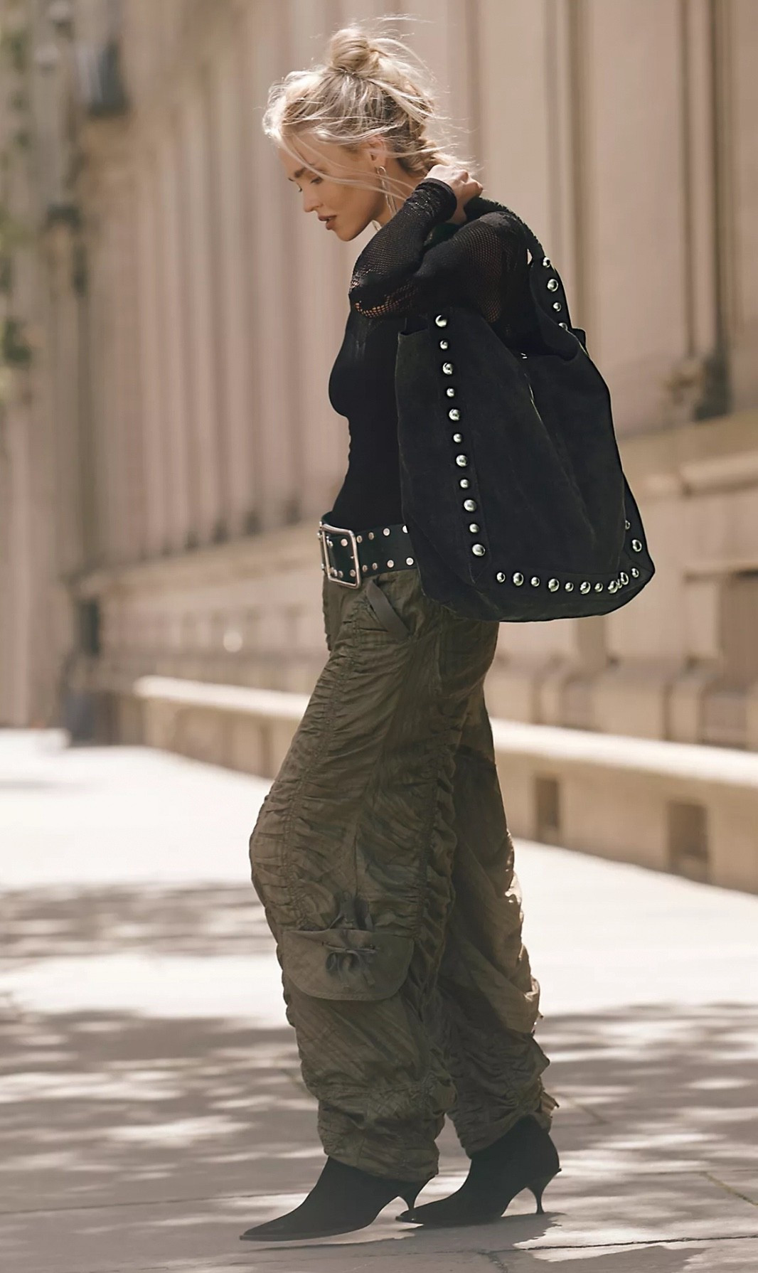 Studded Tote

#LTKU #LTKStyleTip #LTKSeasonal