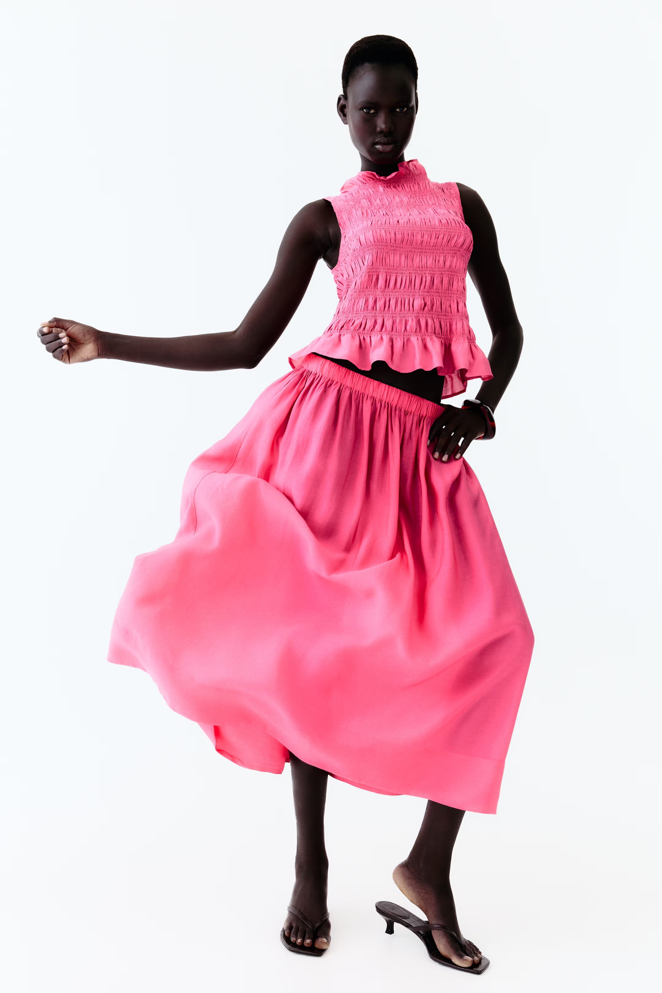 Smocked top | H&M (UK, MY, IN, SG, PH, TW, HK)