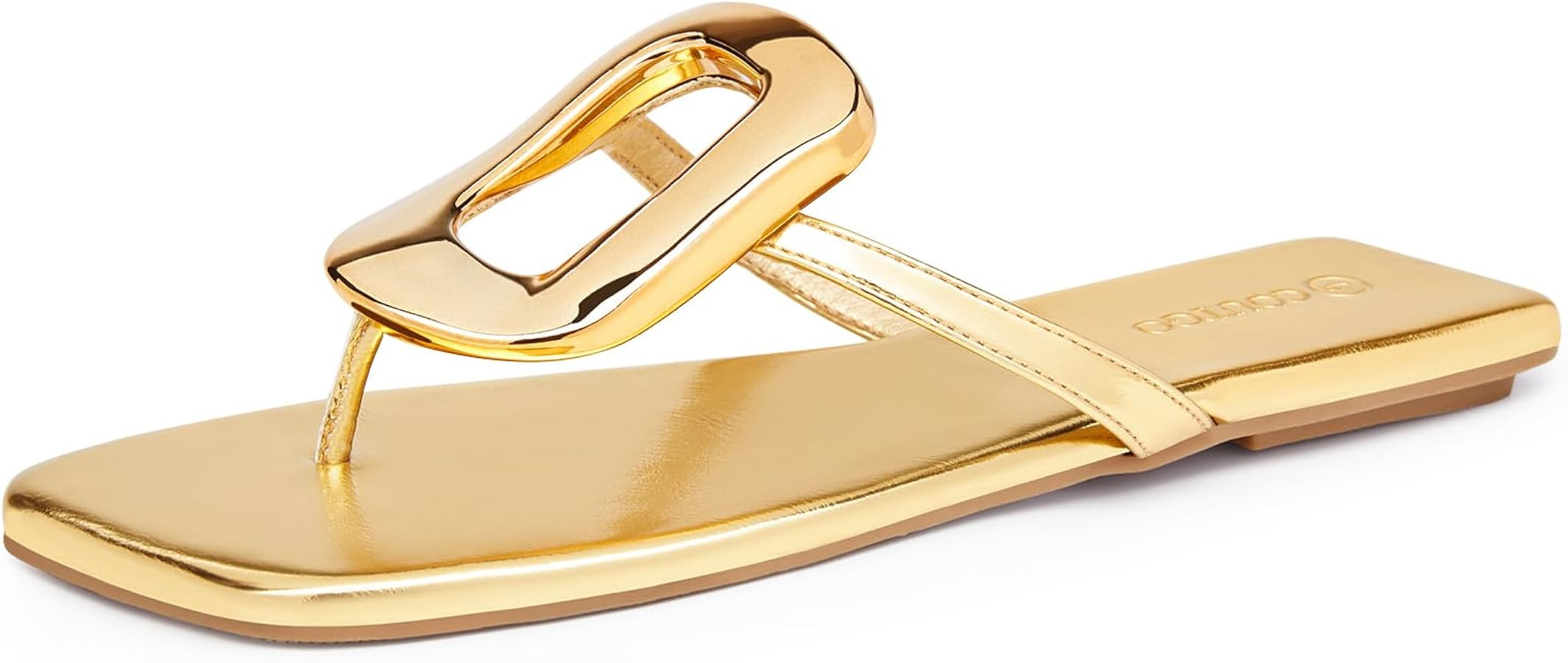 Coutgo Womens Flat Sandals Flip Flops Comfortable Slide Sandals Summer Beach Shoes with Metal Dec... | Amazon (US)