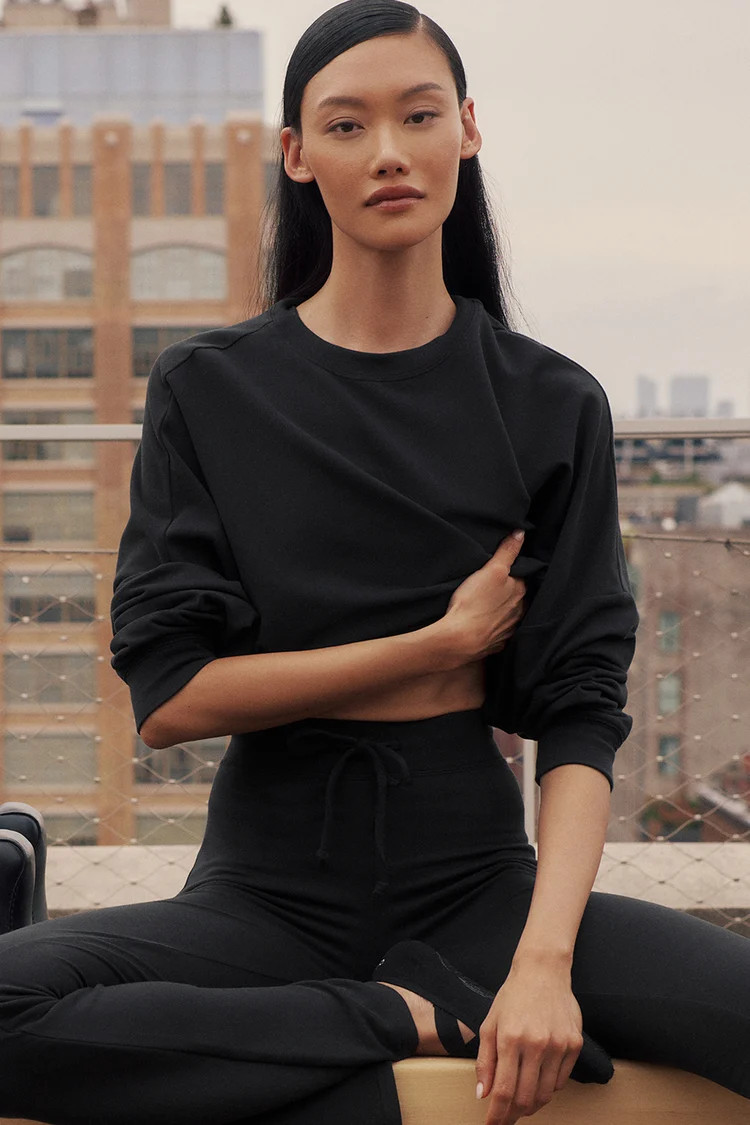 Cropped Sway Crew Neck Pullover | Alo Yoga