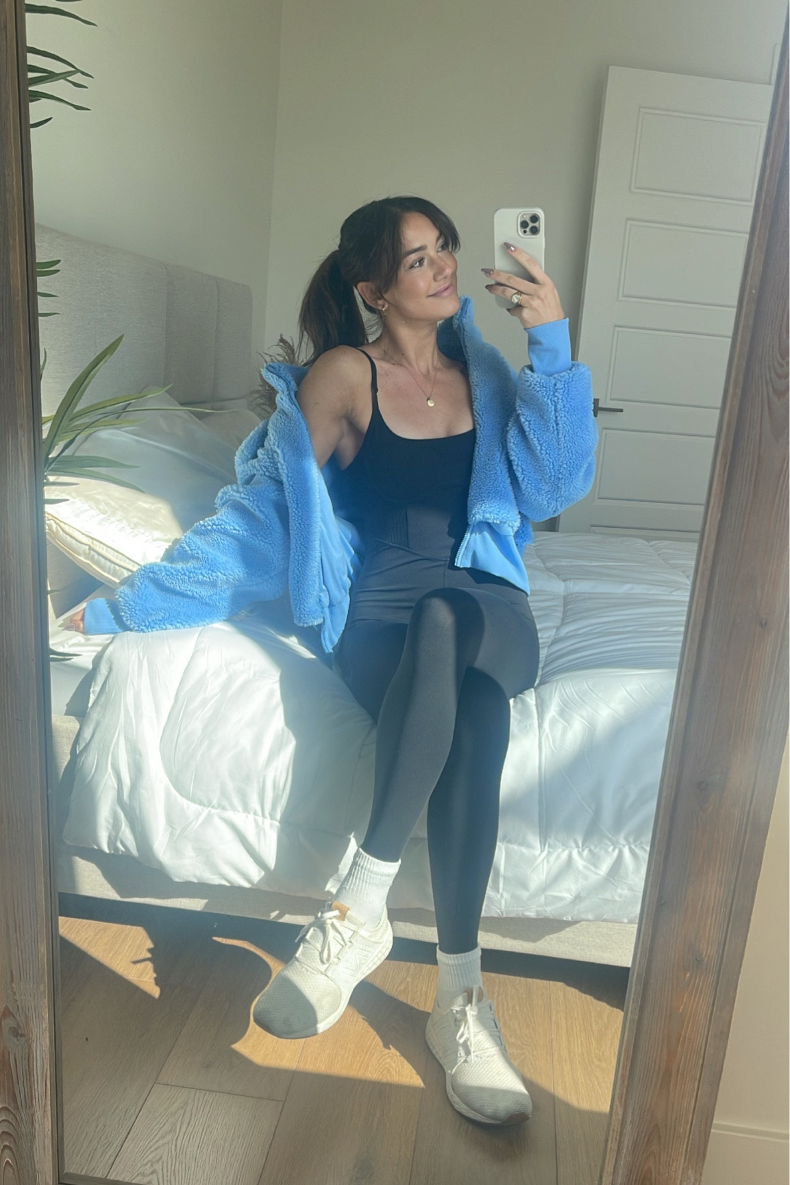 I absolutely love living in athleisure! #athleisure #workout #alo 

#LTKfit #LTKsalealert #LTKSeasonal