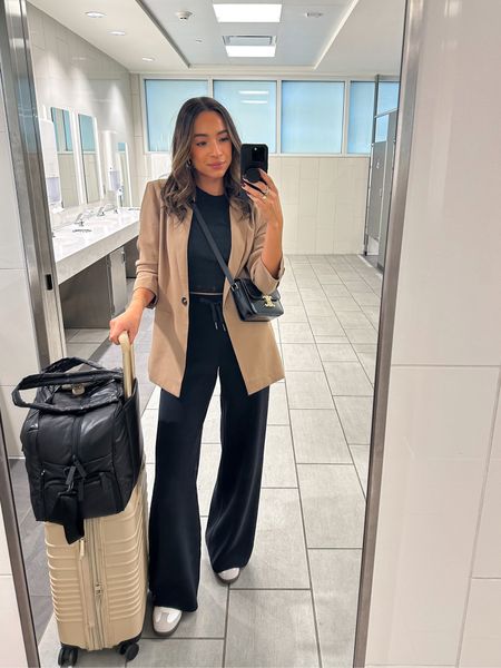 Airport outfit ✈️
•  size 2 brown blazer // runs big size down - code NENA20 to save!
• size XS black tank,
• size Small Tall Spanx lounge pants // the comfiest material EVER - code NENAXSPANX to save!




Travel outfit, casual outfit, blazer style

#LTKtravel #LTKstyletip #LTKfindsunder100